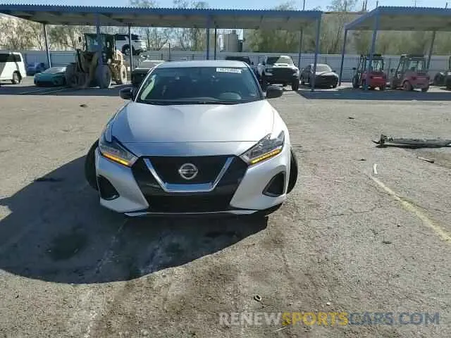 13 Photograph of a damaged car 1N4AA6AV0KC382231 NISSAN MAXIMA 2019