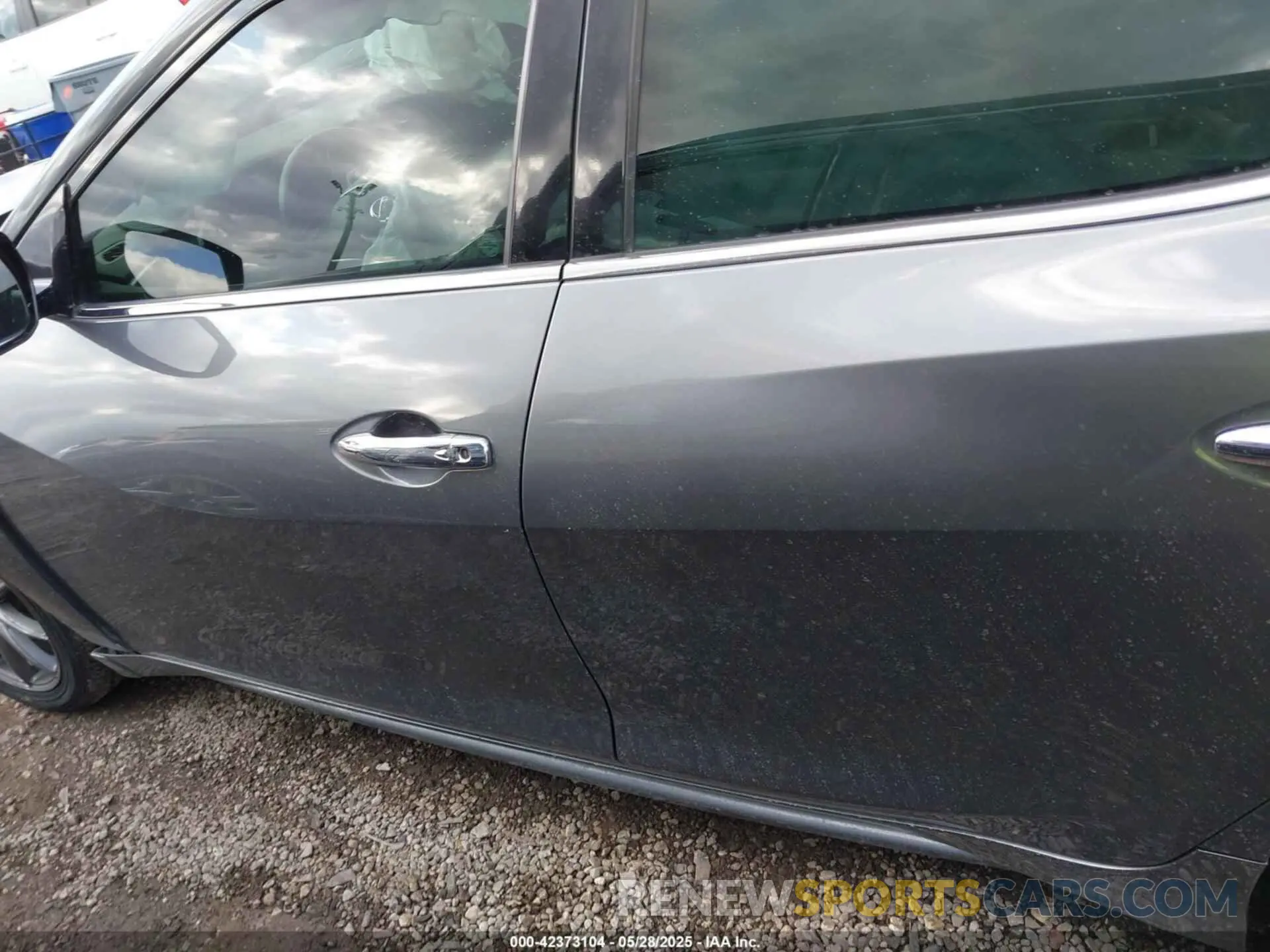 14 Photograph of a damaged car 1N4AA6AV1KC371237 NISSAN MAXIMA 2019