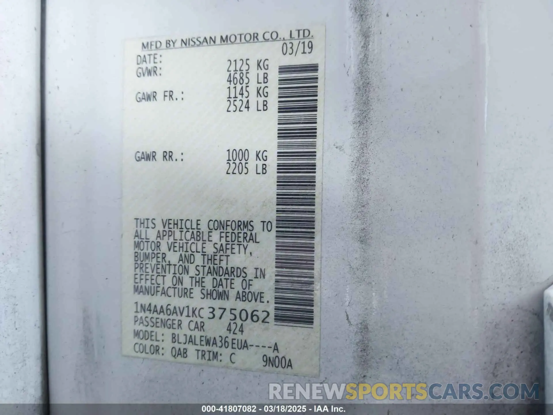9 Photograph of a damaged car 1N4AA6AV1KC375062 NISSAN MAXIMA 2019