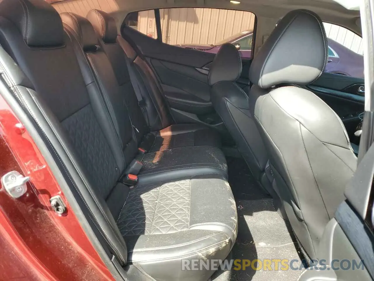 10 Photograph of a damaged car 1N4AA6AV2KC375846 NISSAN MAXIMA 2019