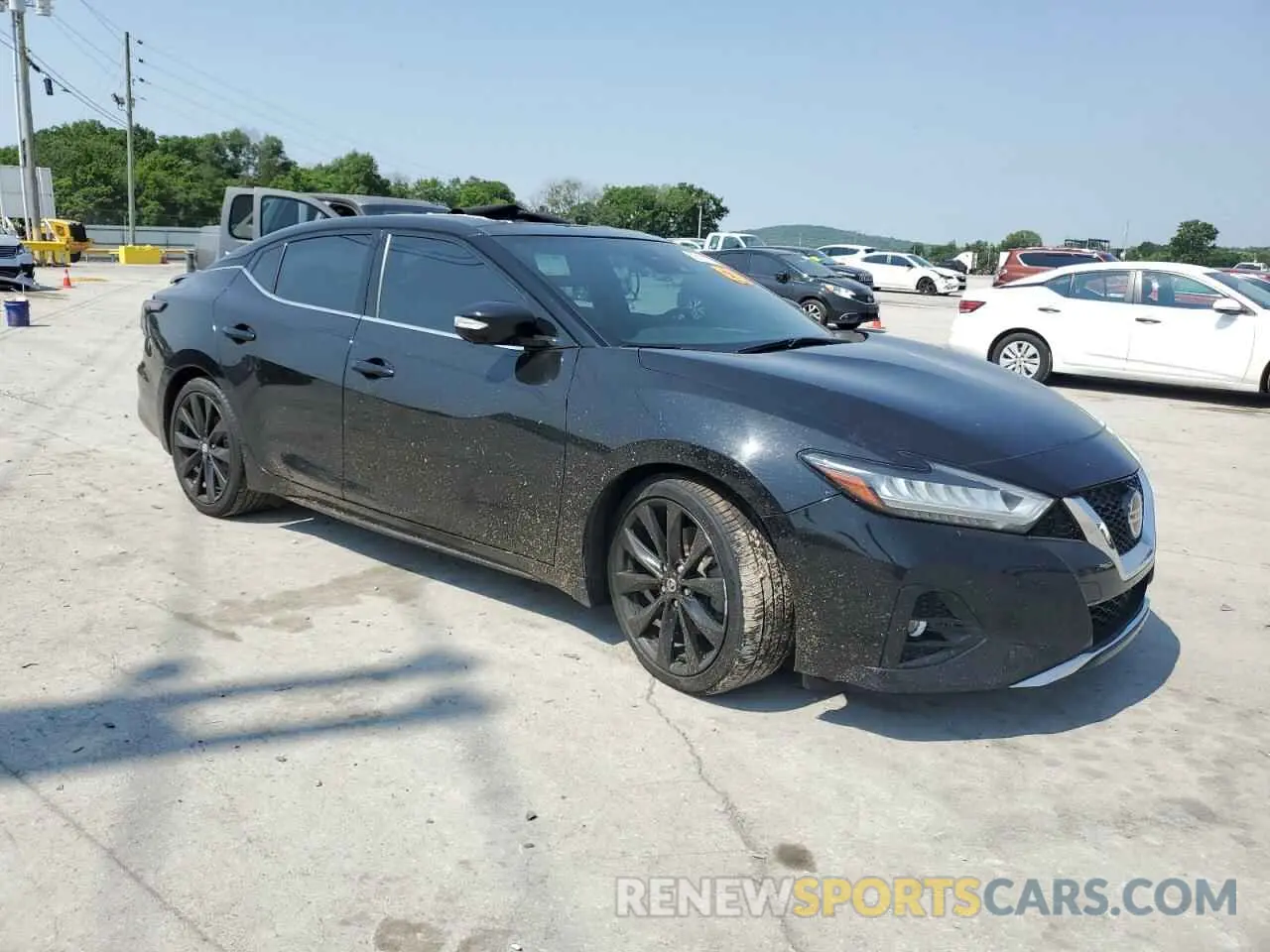 4 Photograph of a damaged car 1N4AA6AV4KC374004 NISSAN MAXIMA 2019