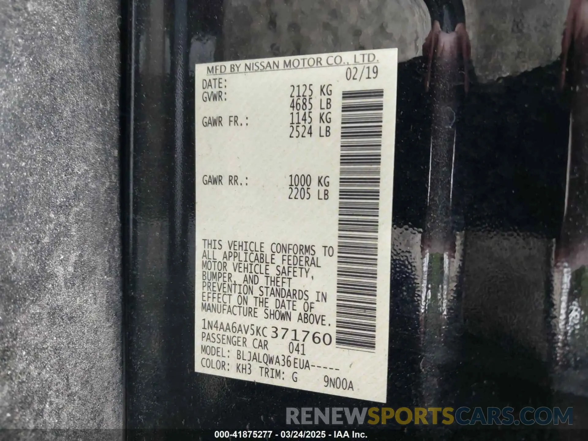 9 Photograph of a damaged car 1N4AA6AV5KC371760 NISSAN MAXIMA 2019