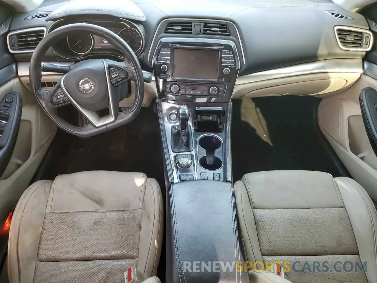 8 Photograph of a damaged car 1N4AA6AV5KC373640 NISSAN MAXIMA 2019