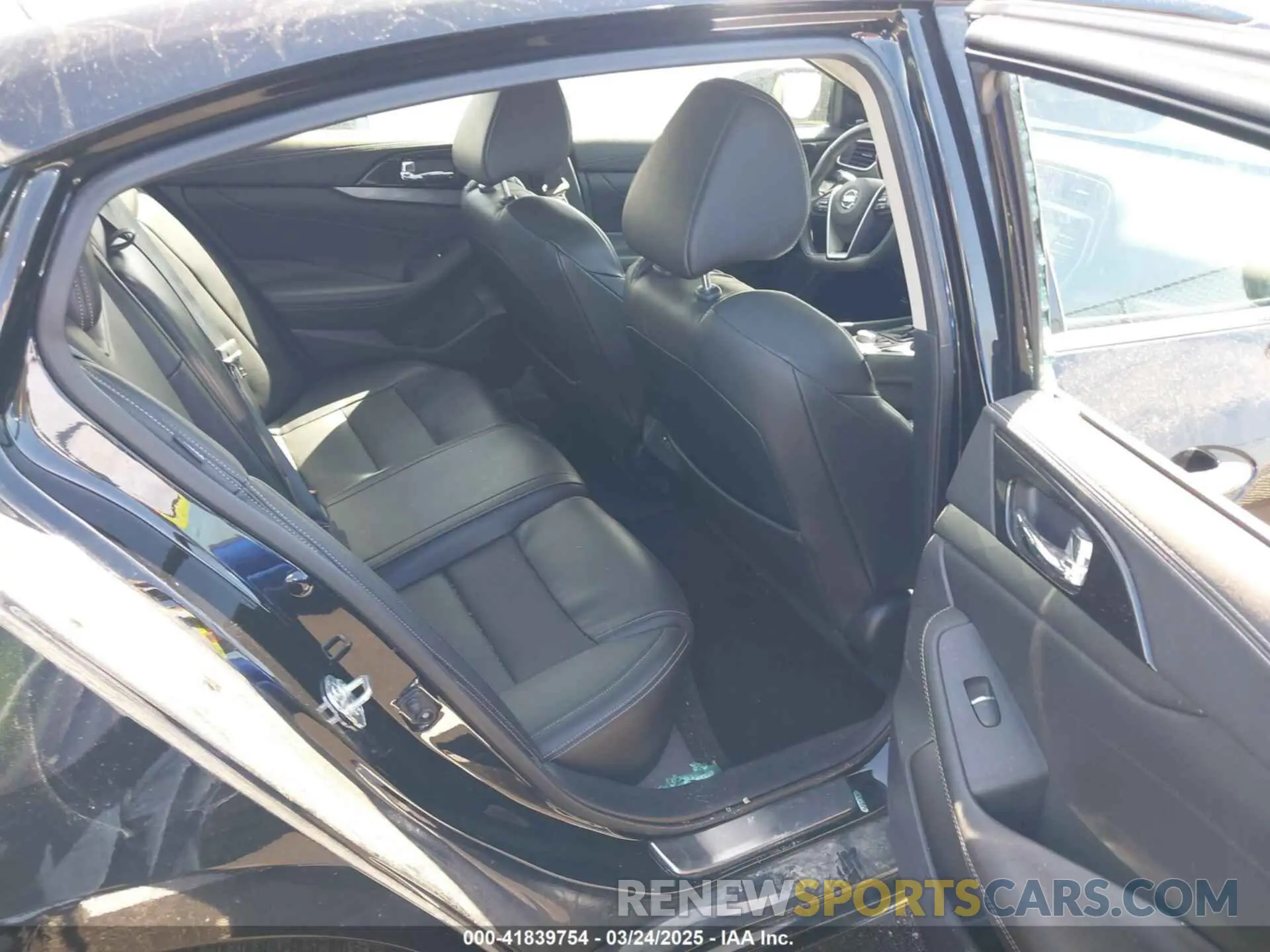 8 Фотография поврежденного автомобиля 1N4AA6AV5KC377042 NISSAN MAXIMA 2019