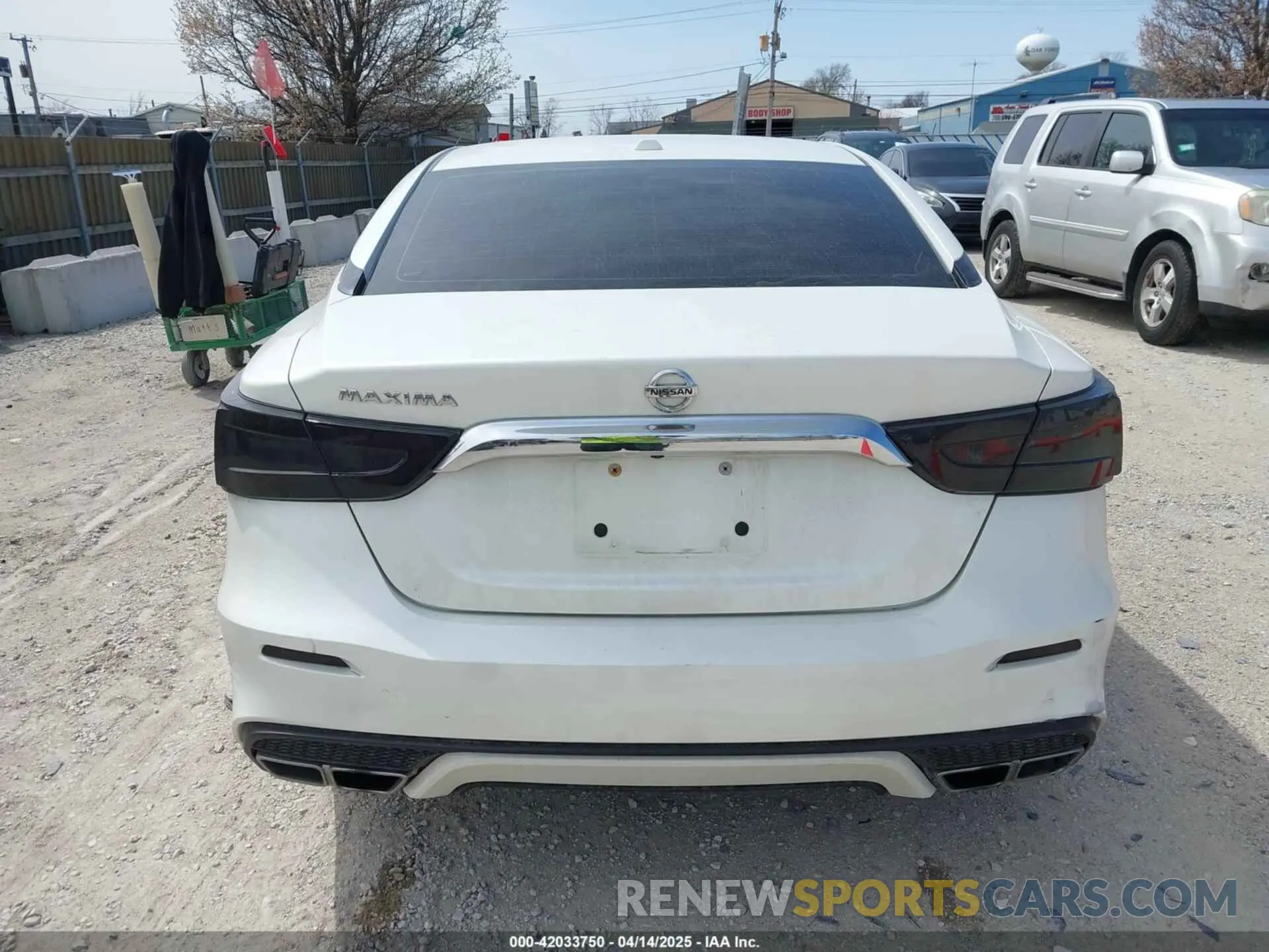 16 Фотография поврежденного автомобиля 1N4AA6AV5KC384217 NISSAN MAXIMA 2019