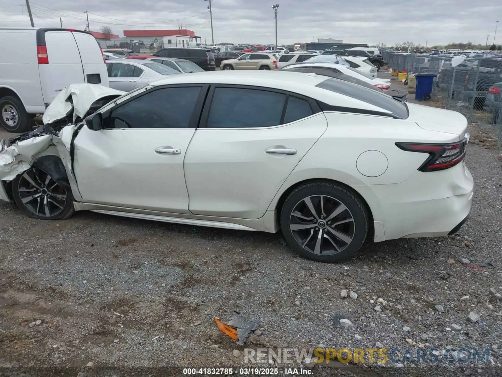14 Фотография поврежденного автомобиля 1N4AA6AV6KC370178 NISSAN MAXIMA 2019