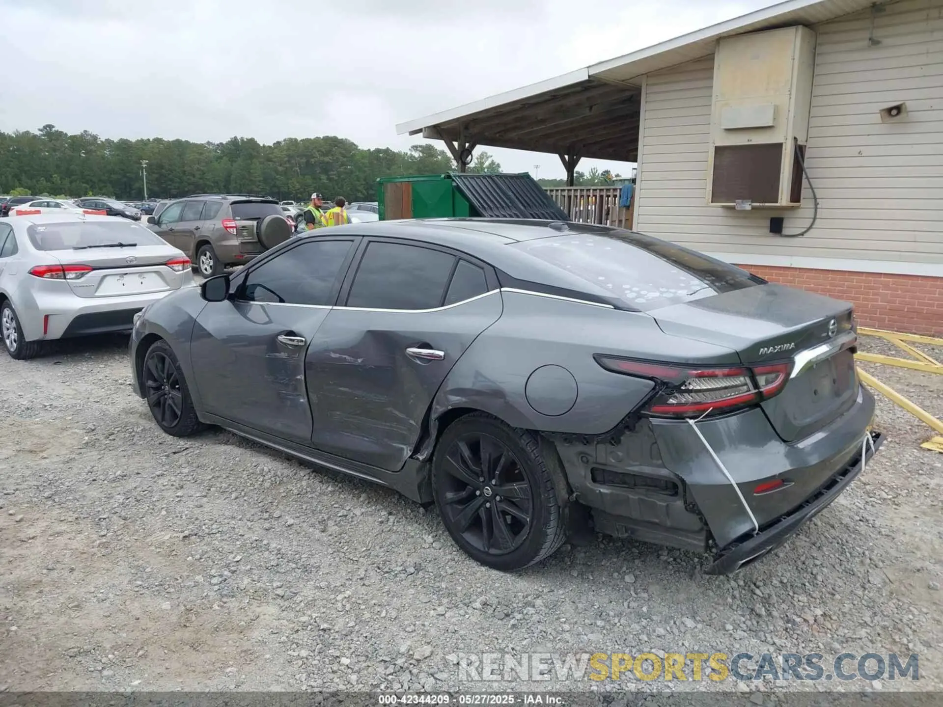 3 Photograph of a damaged car 1N4AA6AV6KC371850 NISSAN MAXIMA 2019