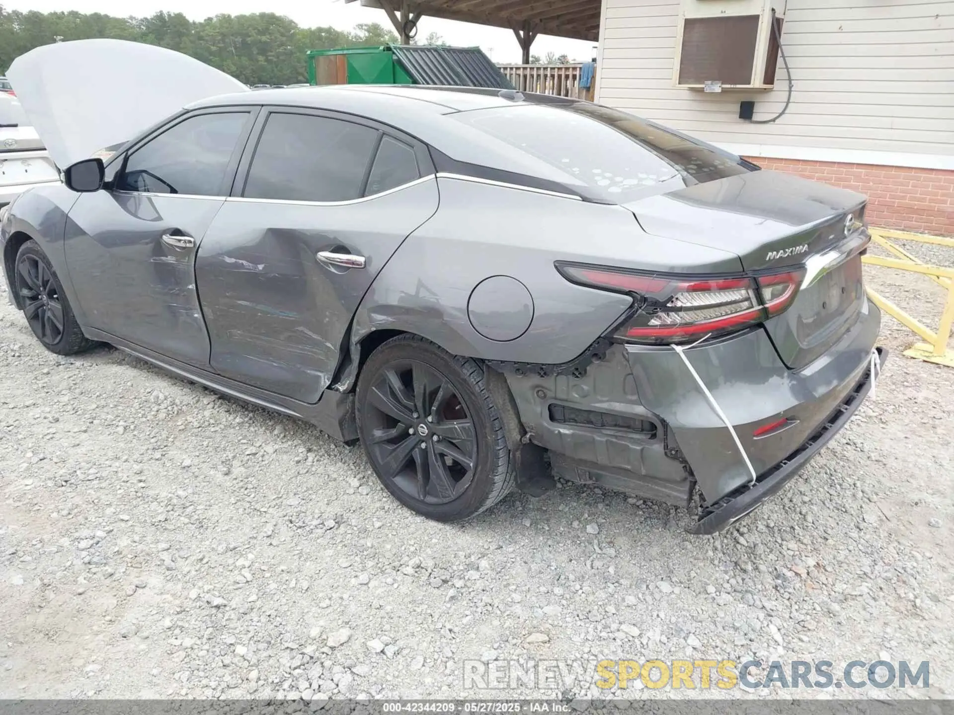 6 Photograph of a damaged car 1N4AA6AV6KC371850 NISSAN MAXIMA 2019