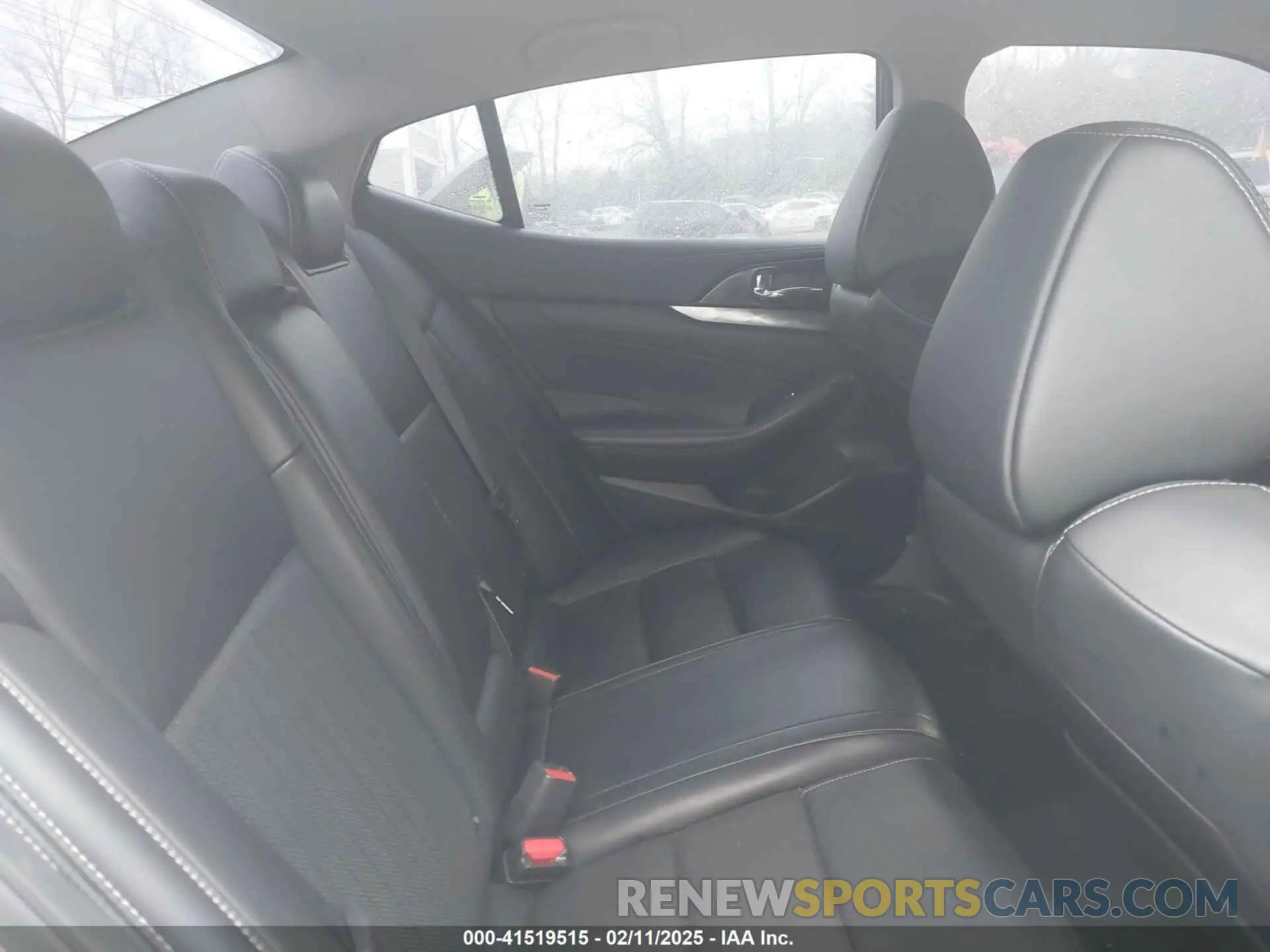 8 Photograph of a damaged car 1N4AA6AV6KC372254 NISSAN MAXIMA 2019