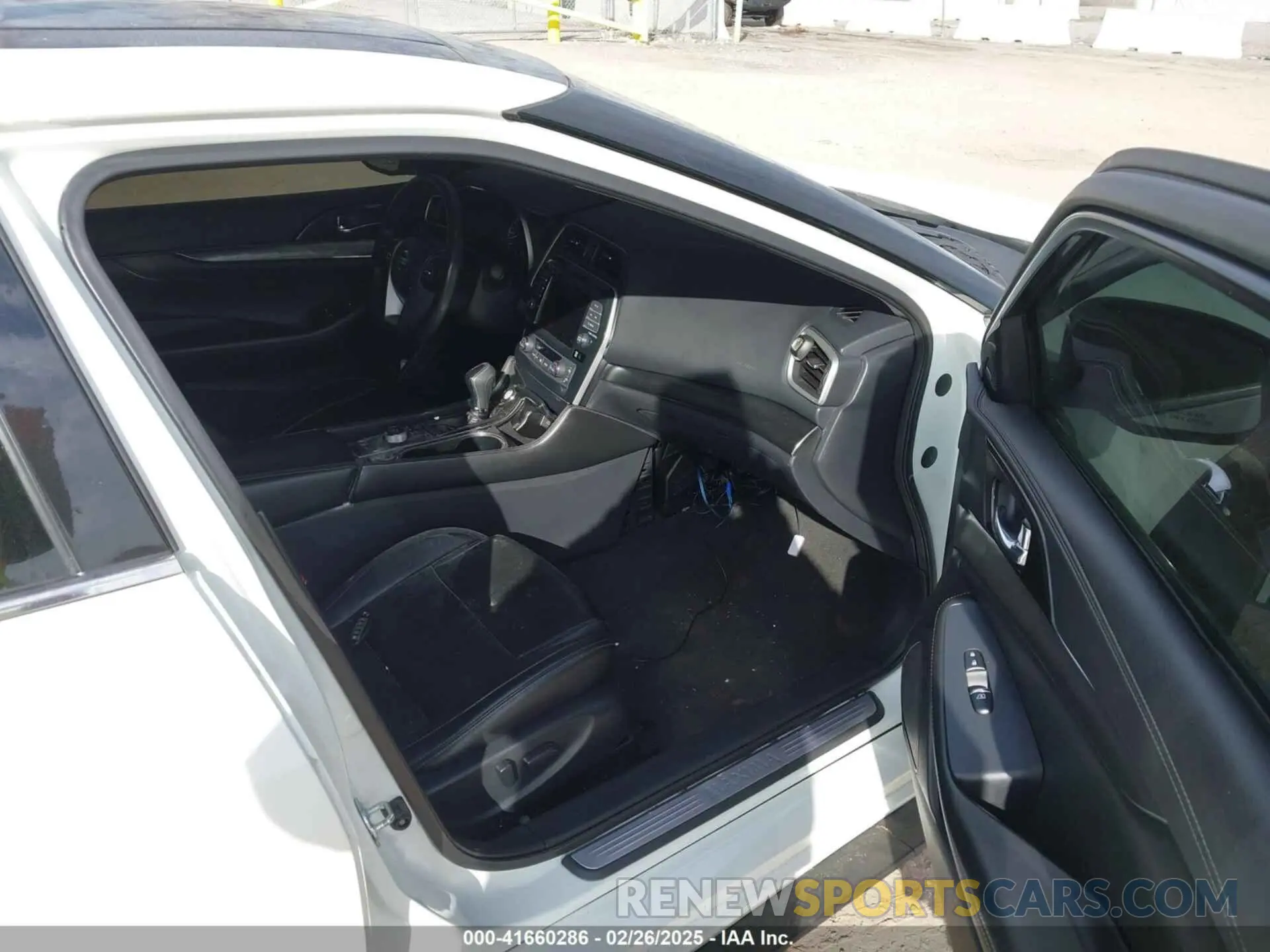5 Фотография поврежденного автомобиля 1N4AA6AV7KC383974 NISSAN MAXIMA 2019