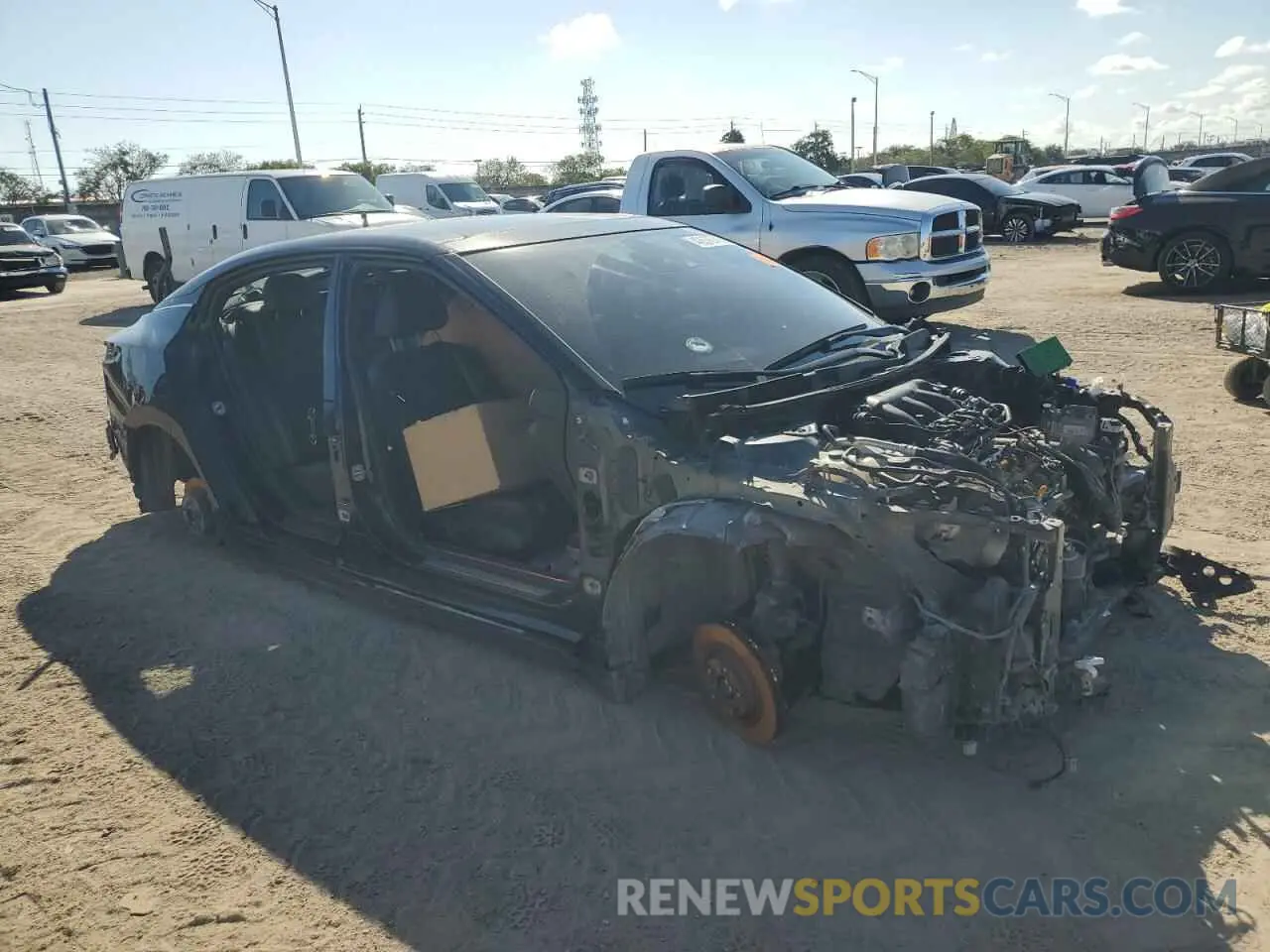 4 Photograph of a damaged car 1N4AA6AV8KC373308 NISSAN MAXIMA 2019