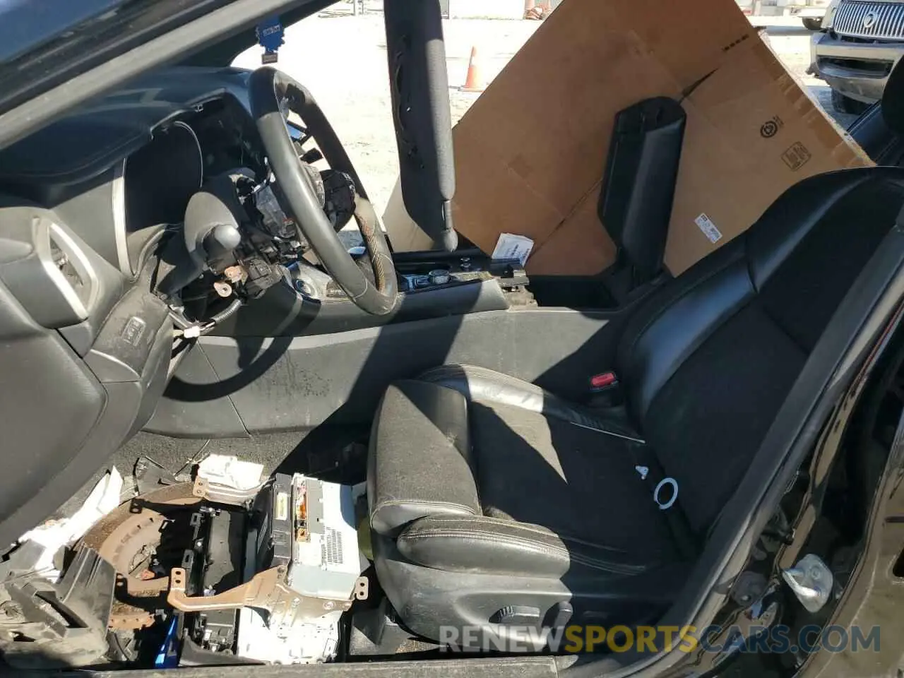 7 Photograph of a damaged car 1N4AA6AV8KC373308 NISSAN MAXIMA 2019