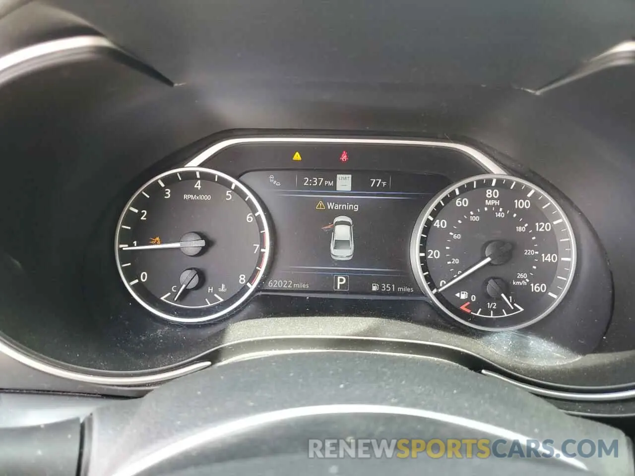 9 Photograph of a damaged car 1N4AA6AV8KC382218 NISSAN MAXIMA 2019