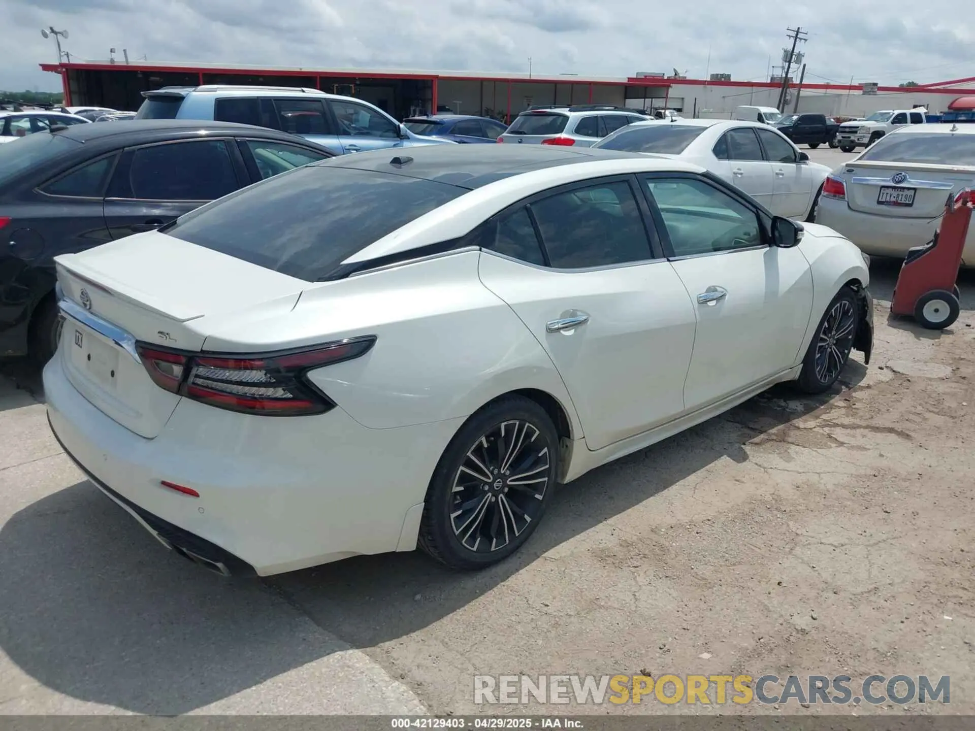 4 Фотография поврежденного автомобиля 1N4AA6AVXKC370667 NISSAN MAXIMA 2019