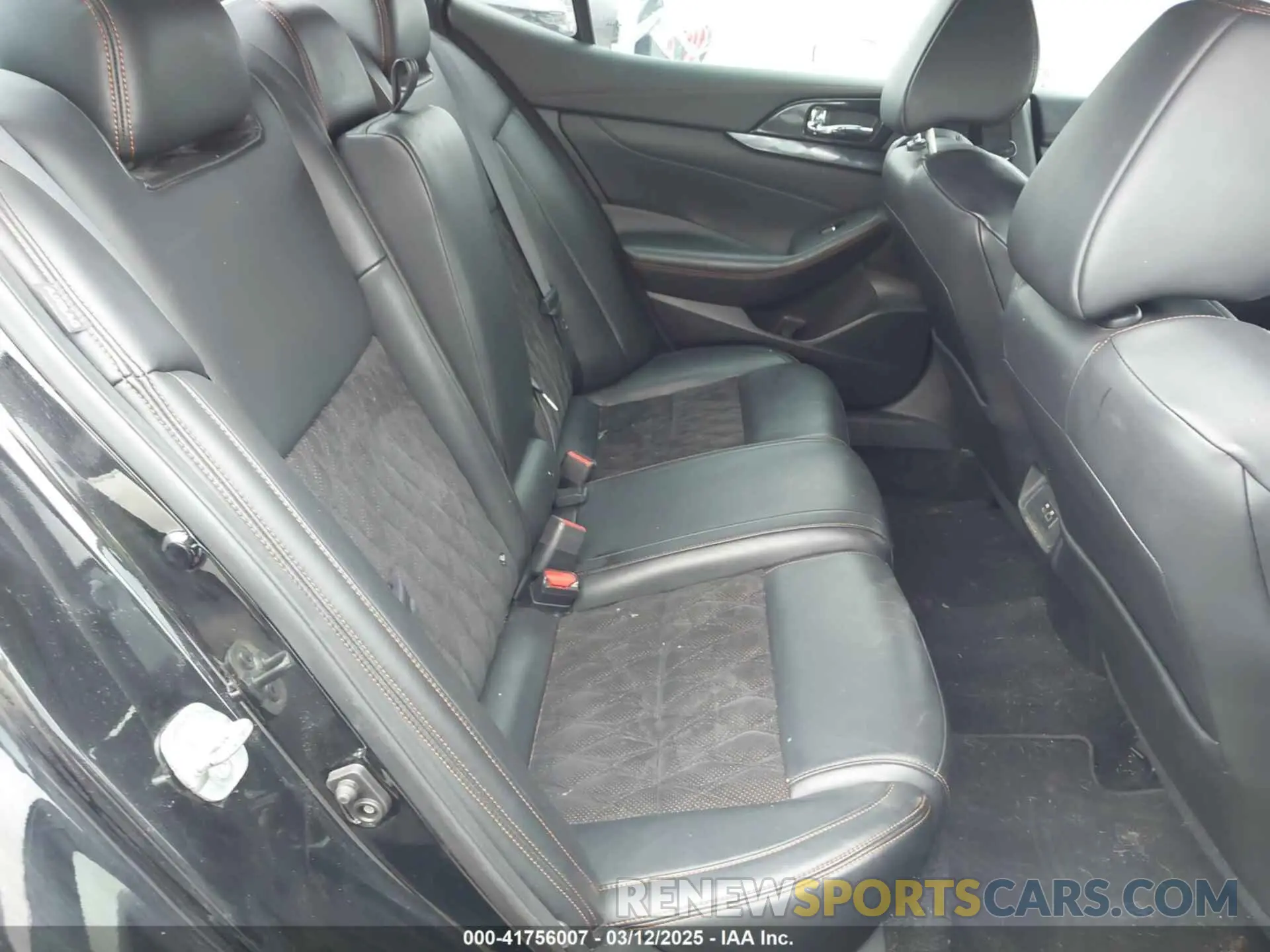 8 Фотография поврежденного автомобиля 1N4AA6AVXKC384259 NISSAN MAXIMA 2019