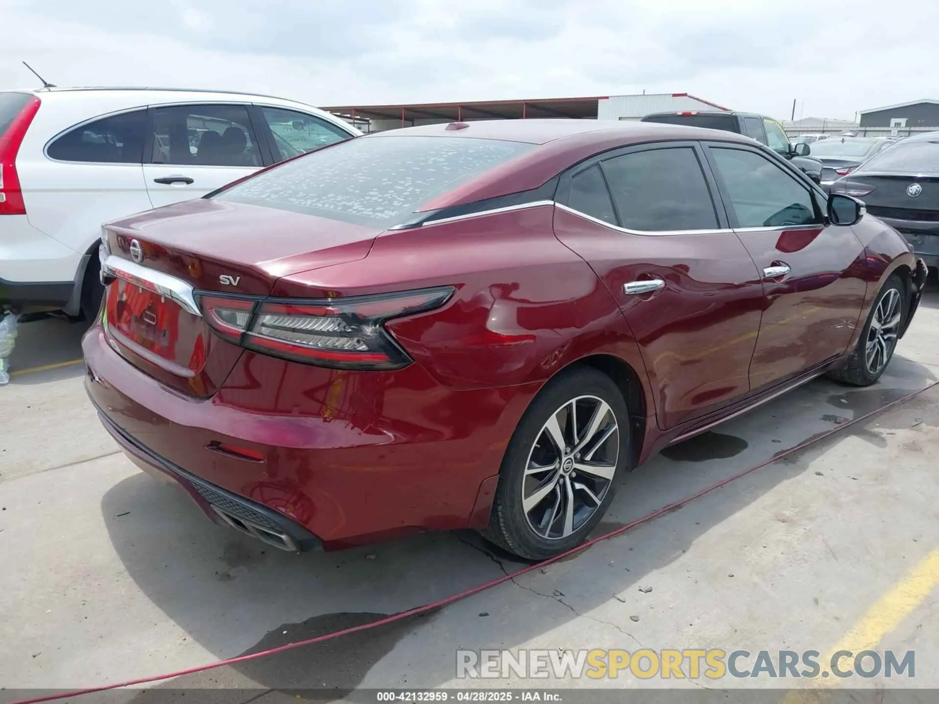 4 Photograph of a damaged car 1N4AA6CV3LC386062 NISSAN MAXIMA 2020