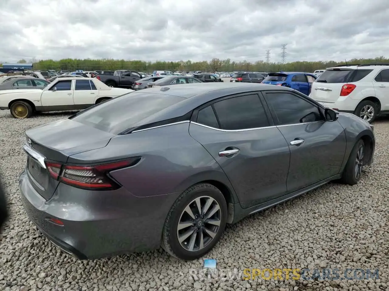 3 Photograph of a damaged car 1N4AA6CV6LC360670 NISSAN MAXIMA 2020