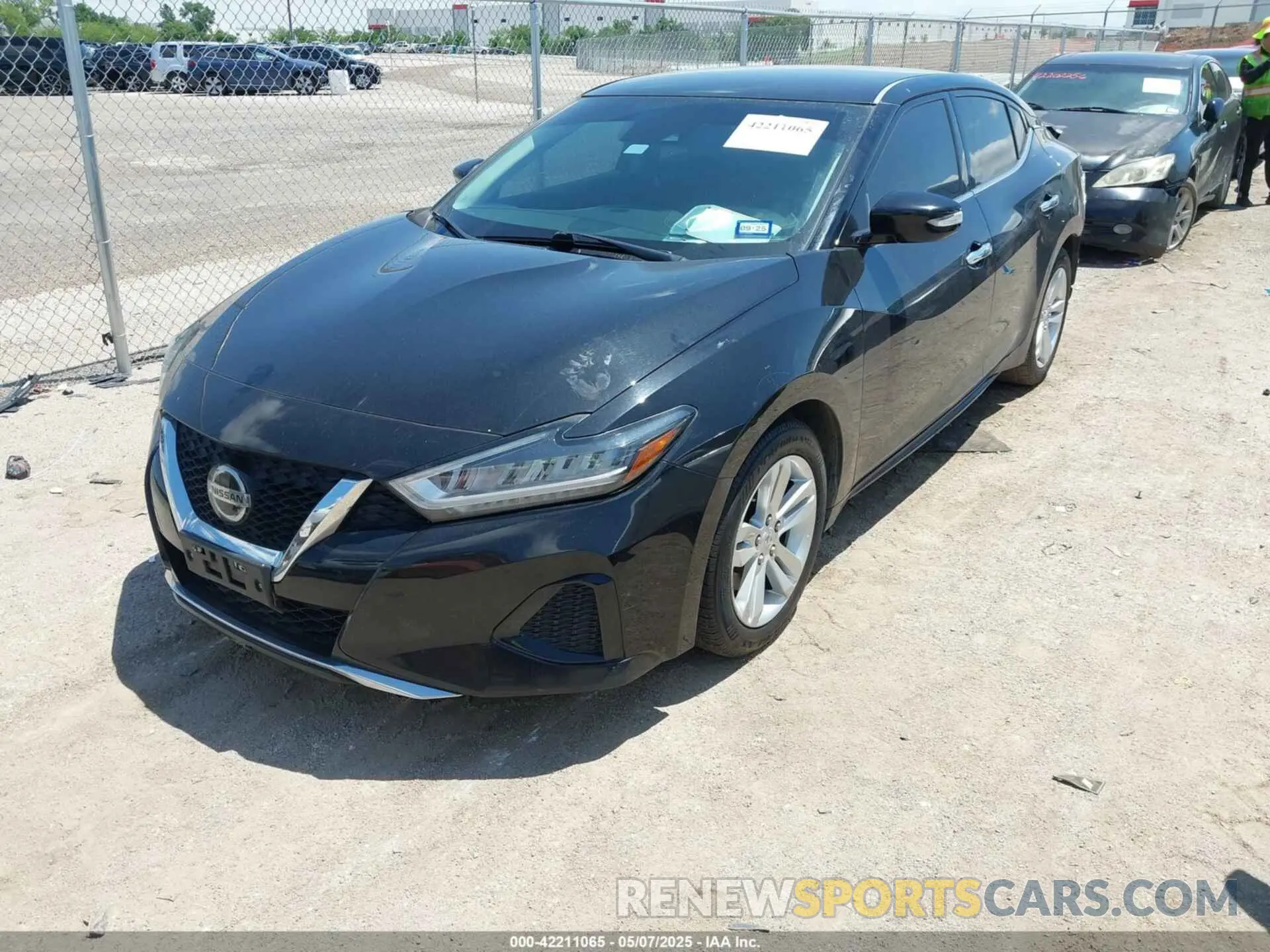 2 Photograph of a damaged car 1N4AA6CVXLC369906 NISSAN MAXIMA 2020