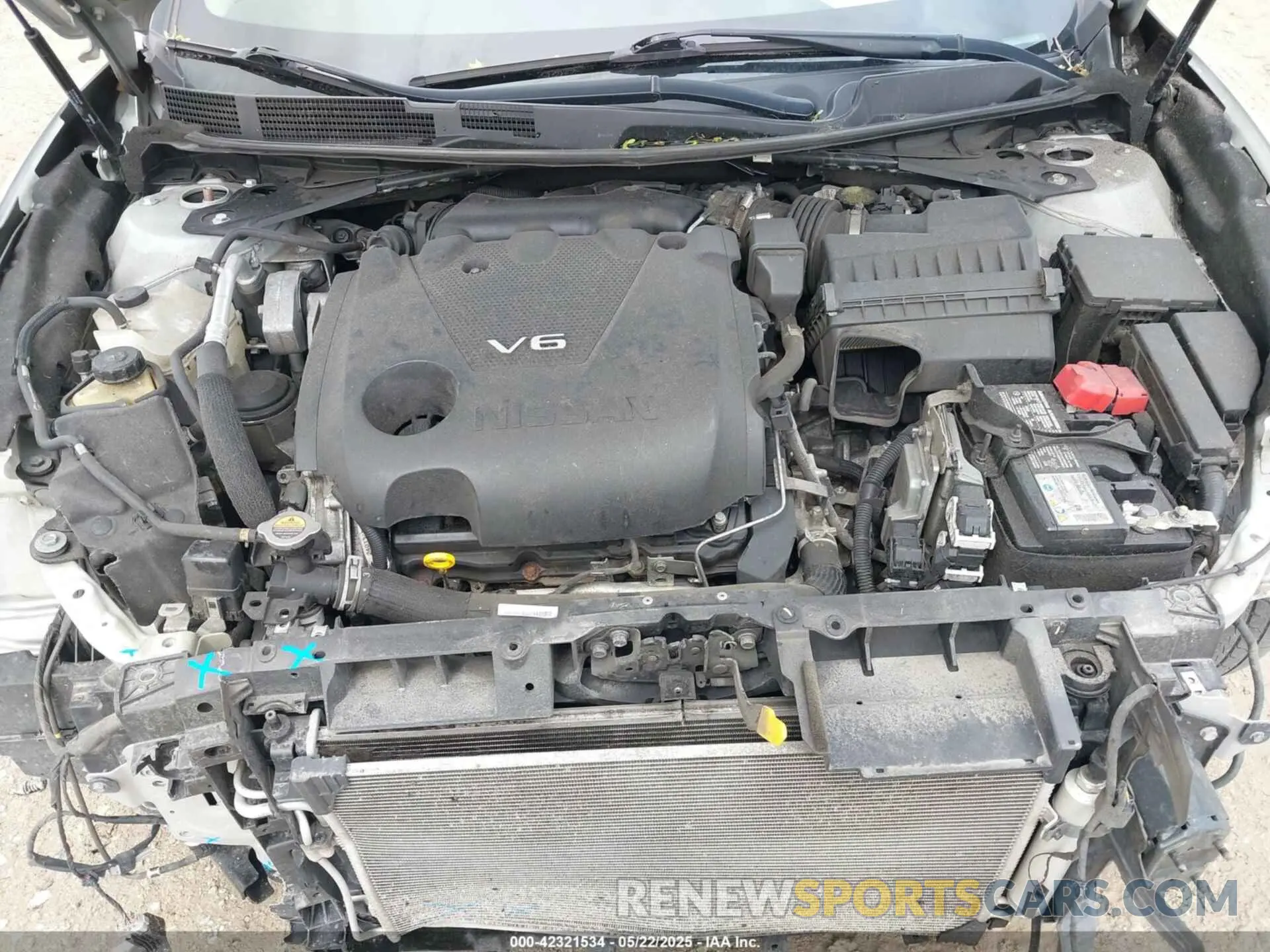 10 Photograph of a damaged car 1N4AA6CVXLC370392 NISSAN MAXIMA 2020