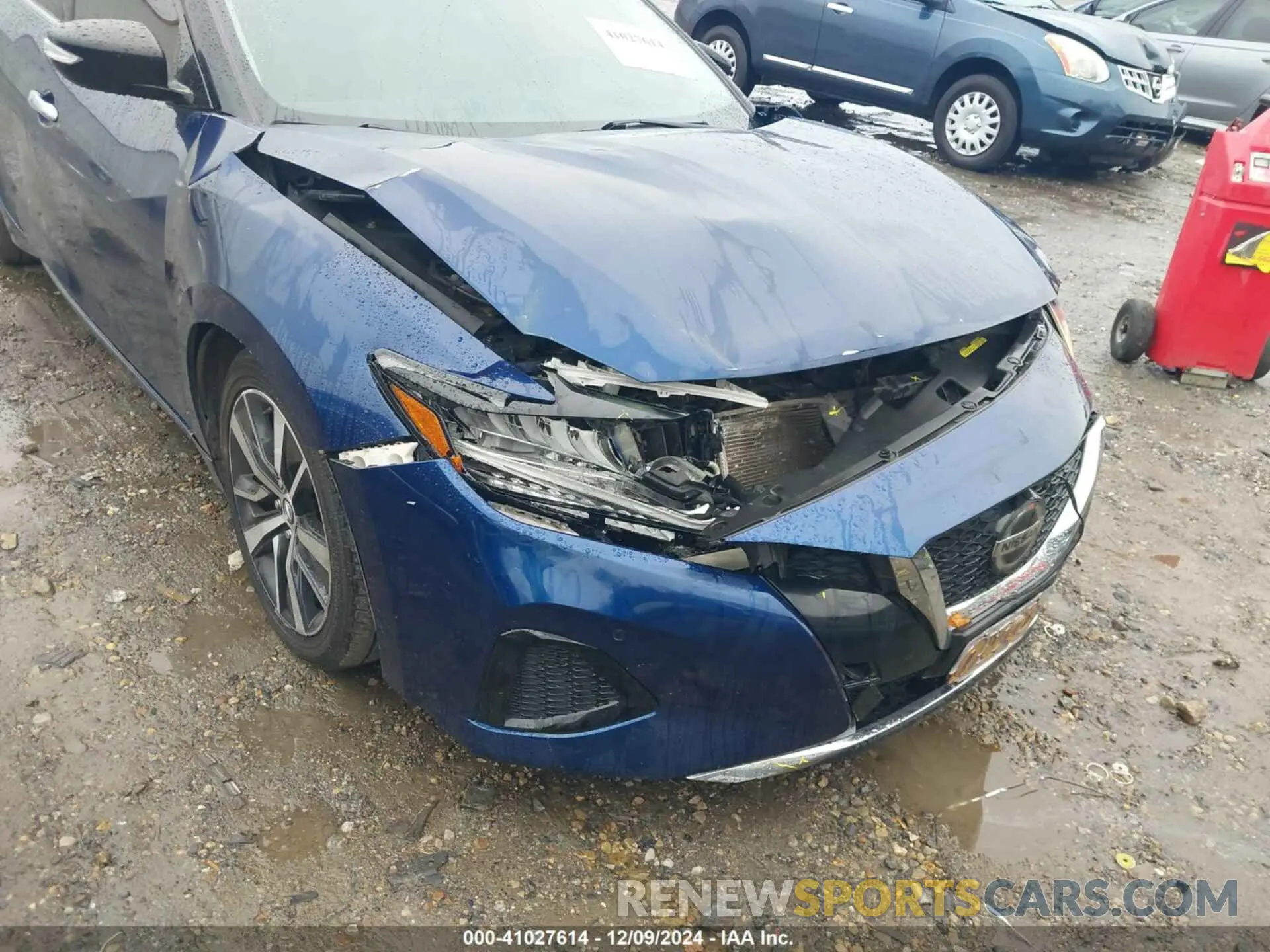 6 Photograph of a damaged car 1N4AA6DV4LC374386 NISSAN MAXIMA 2020