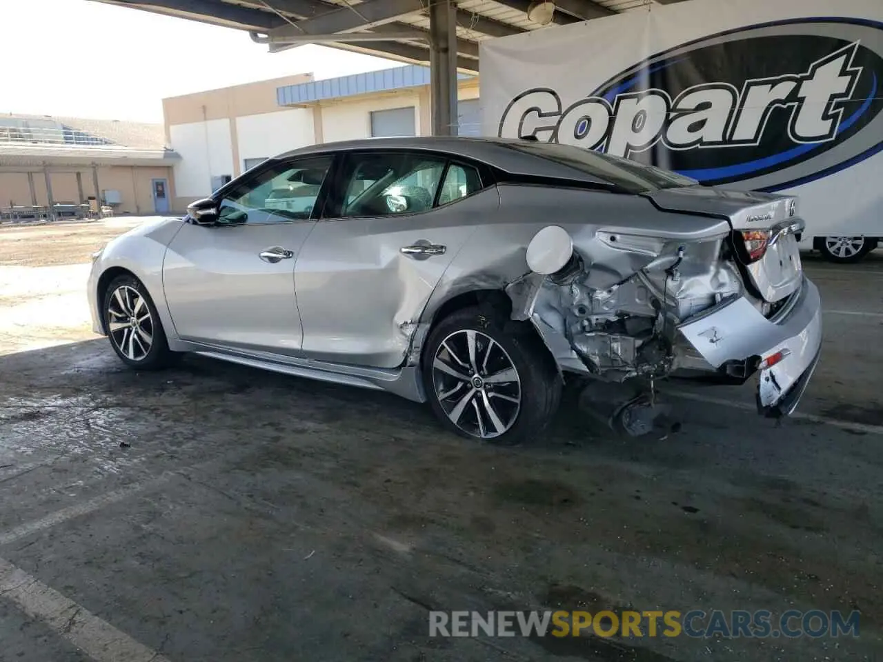 2 Photograph of a damaged car 1N4AA6DV5LC375076 NISSAN MAXIMA 2020