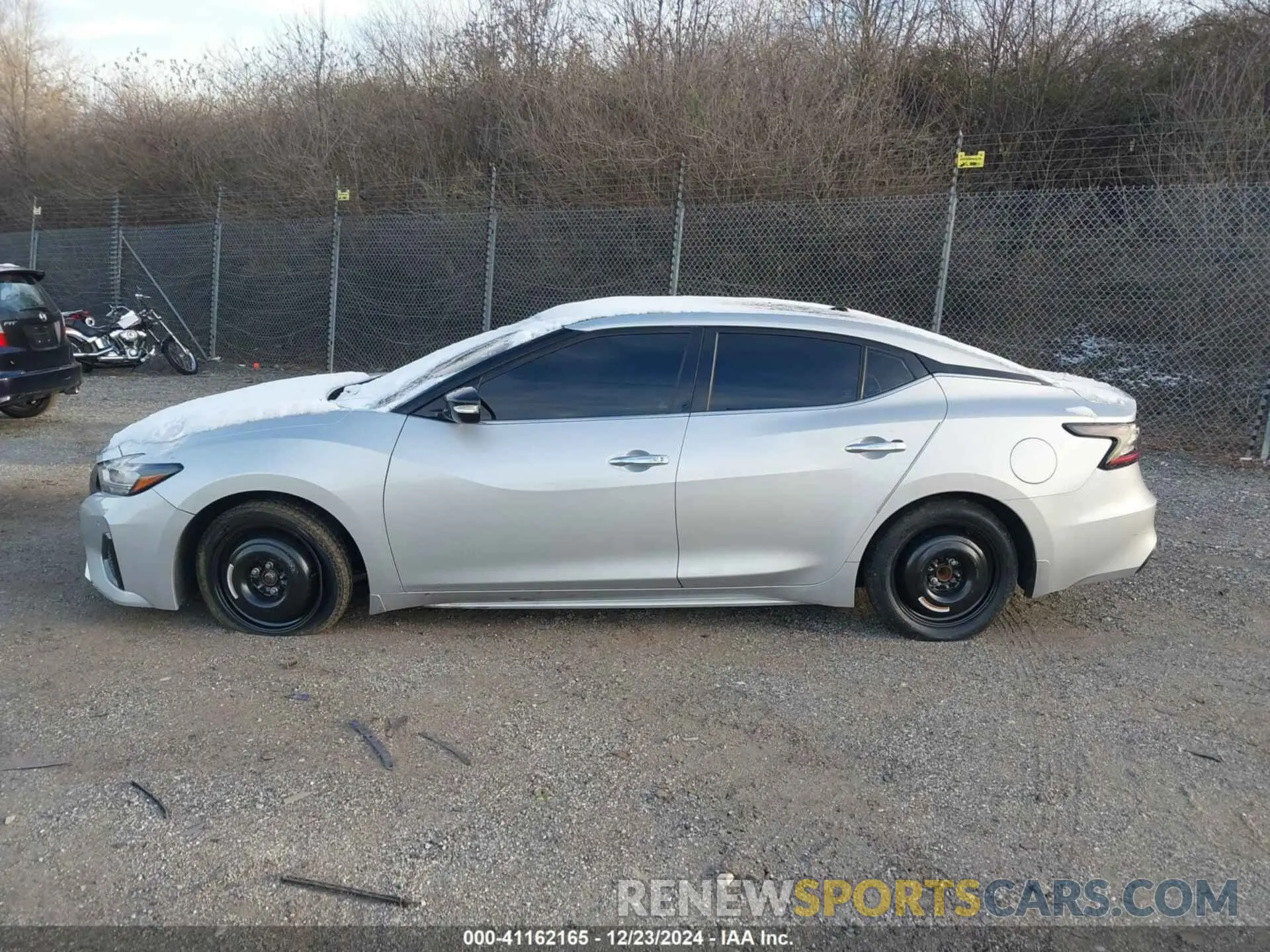 13 Photograph of a damaged car 1N4AA6DV9LC384220 NISSAN MAXIMA 2020