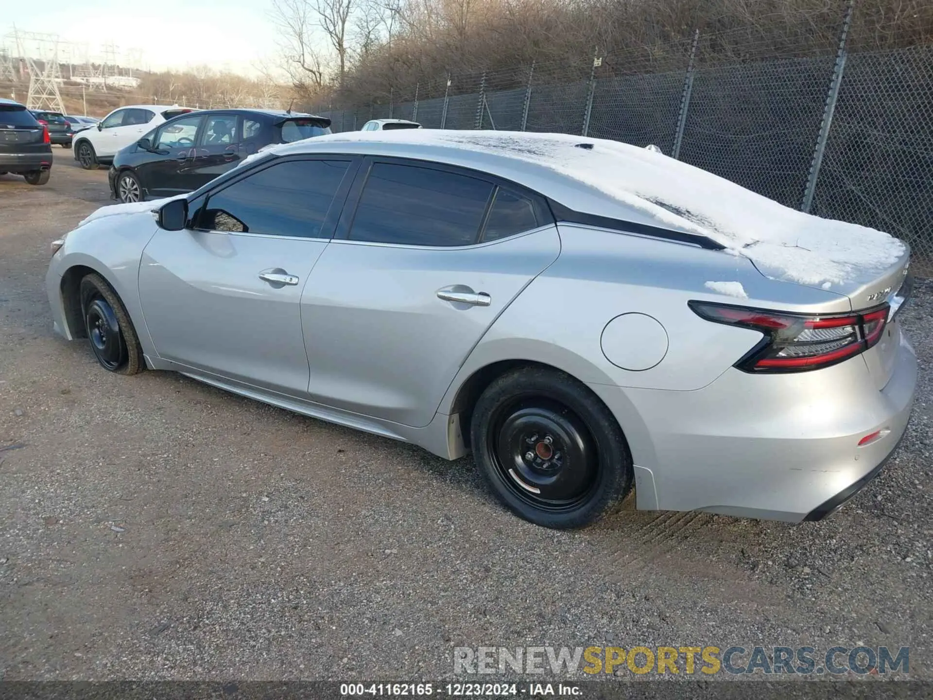 3 Photograph of a damaged car 1N4AA6DV9LC384220 NISSAN MAXIMA 2020