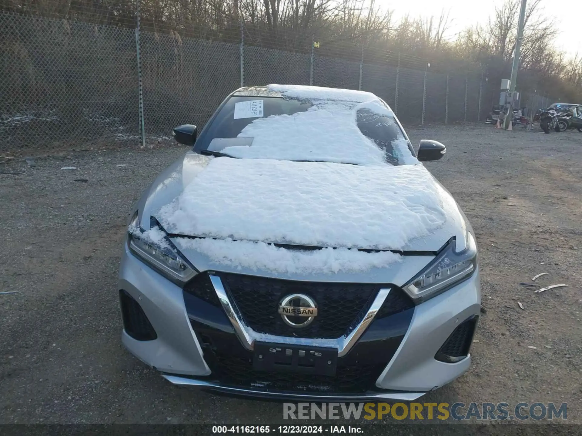 6 Photograph of a damaged car 1N4AA6DV9LC384220 NISSAN MAXIMA 2020