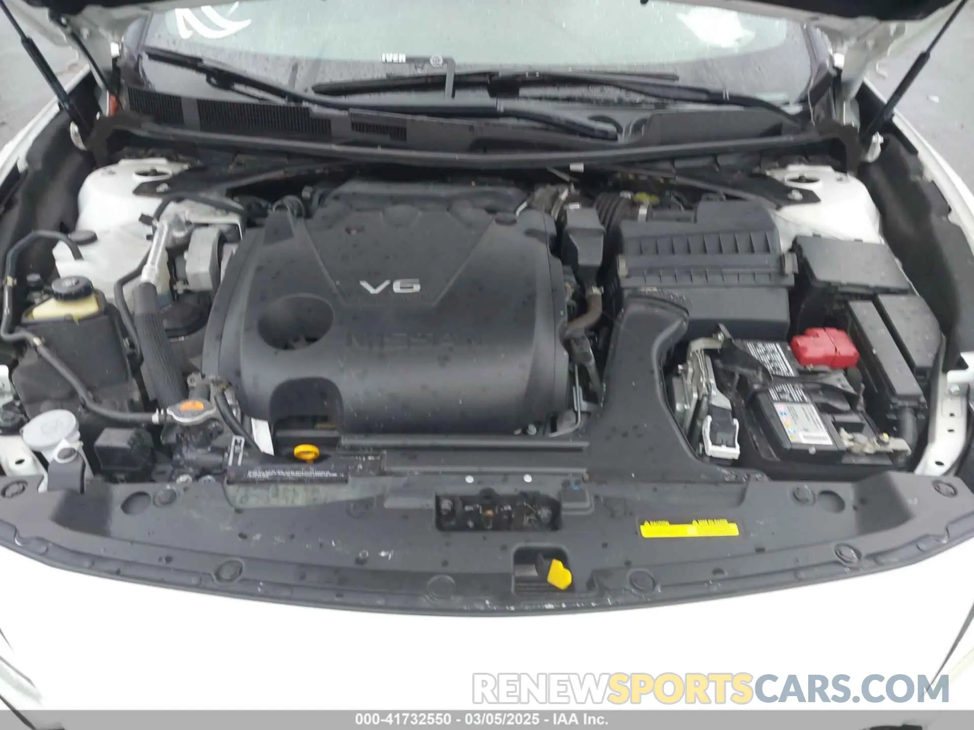 10 Photograph of a damaged car 1N4AA6EV1LC373694 NISSAN MAXIMA 2020
