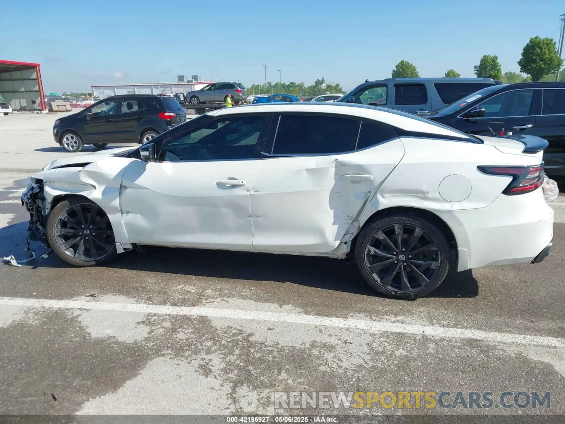 14 Фотография поврежденного автомобиля 1N4AA6EV2LC374904 NISSAN MAXIMA 2020