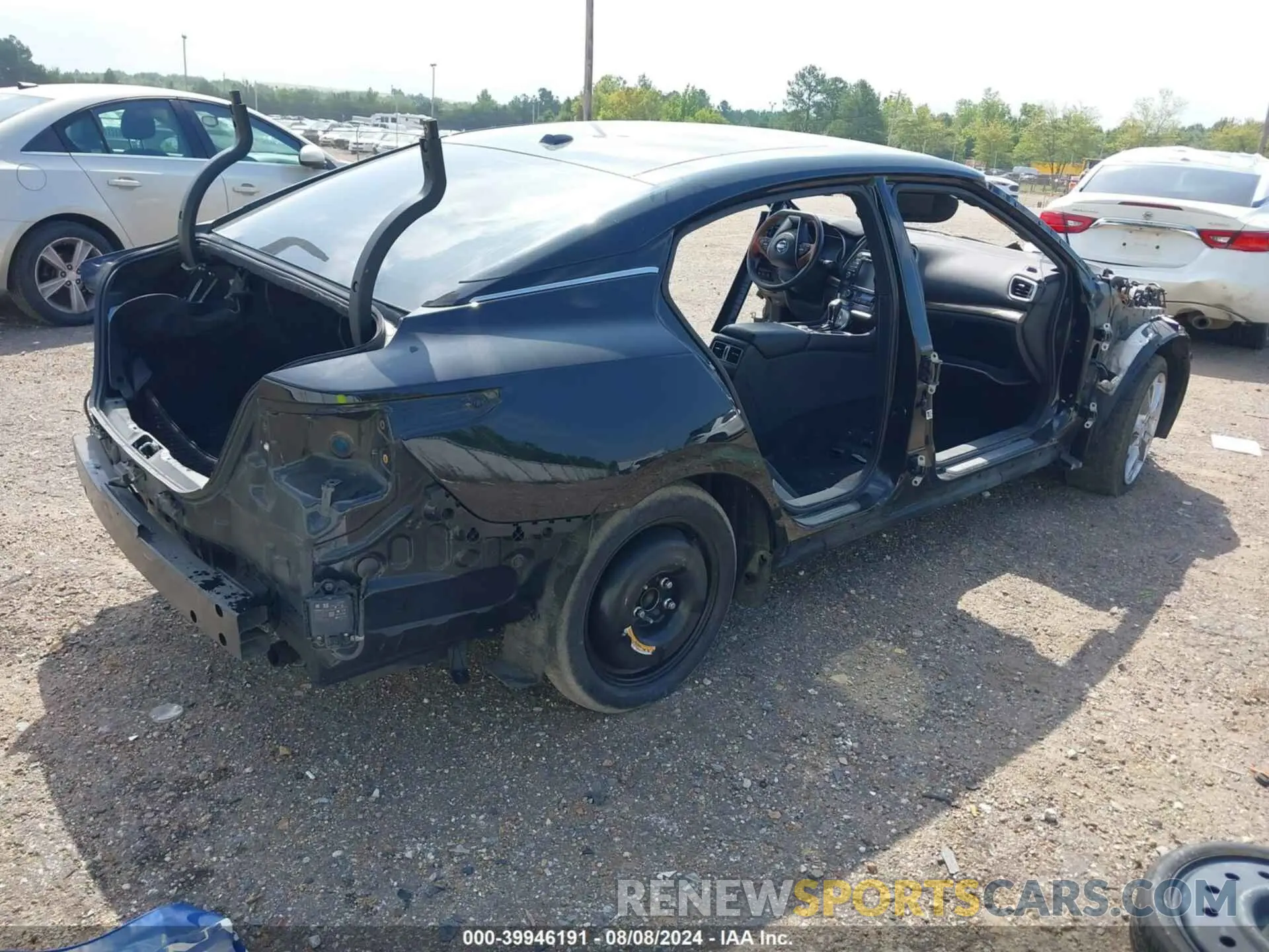 4 Photograph of a damaged car 1N4AA6FV0LC380750 NISSAN MAXIMA 2020