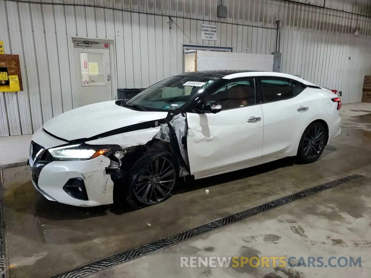 1 Photograph of a damaged car 1N4AA6FV3LC362999 NISSAN MAXIMA 2020