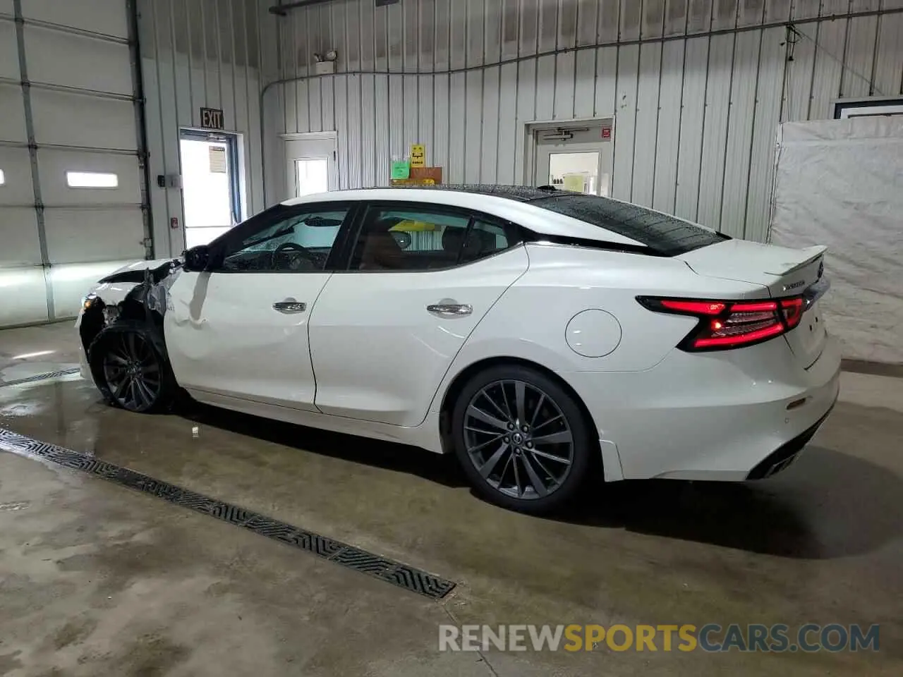 2 Photograph of a damaged car 1N4AA6FV3LC362999 NISSAN MAXIMA 2020