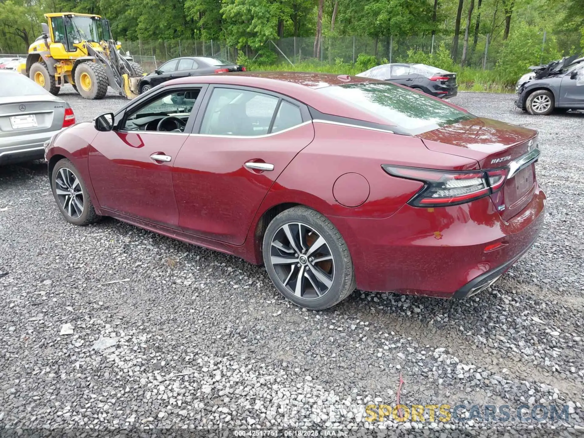 3 Photograph of a damaged car 1N4AA6CV4MC503844 NISSAN MAXIMA 2021