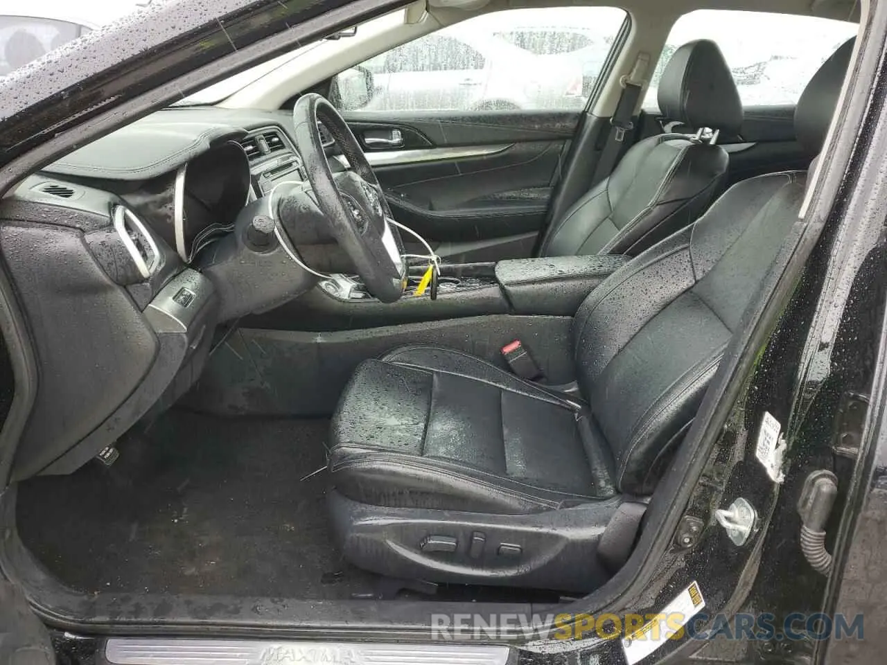 7 Photograph of a damaged car 1N4AA6CV5MC512360 NISSAN MAXIMA 2021