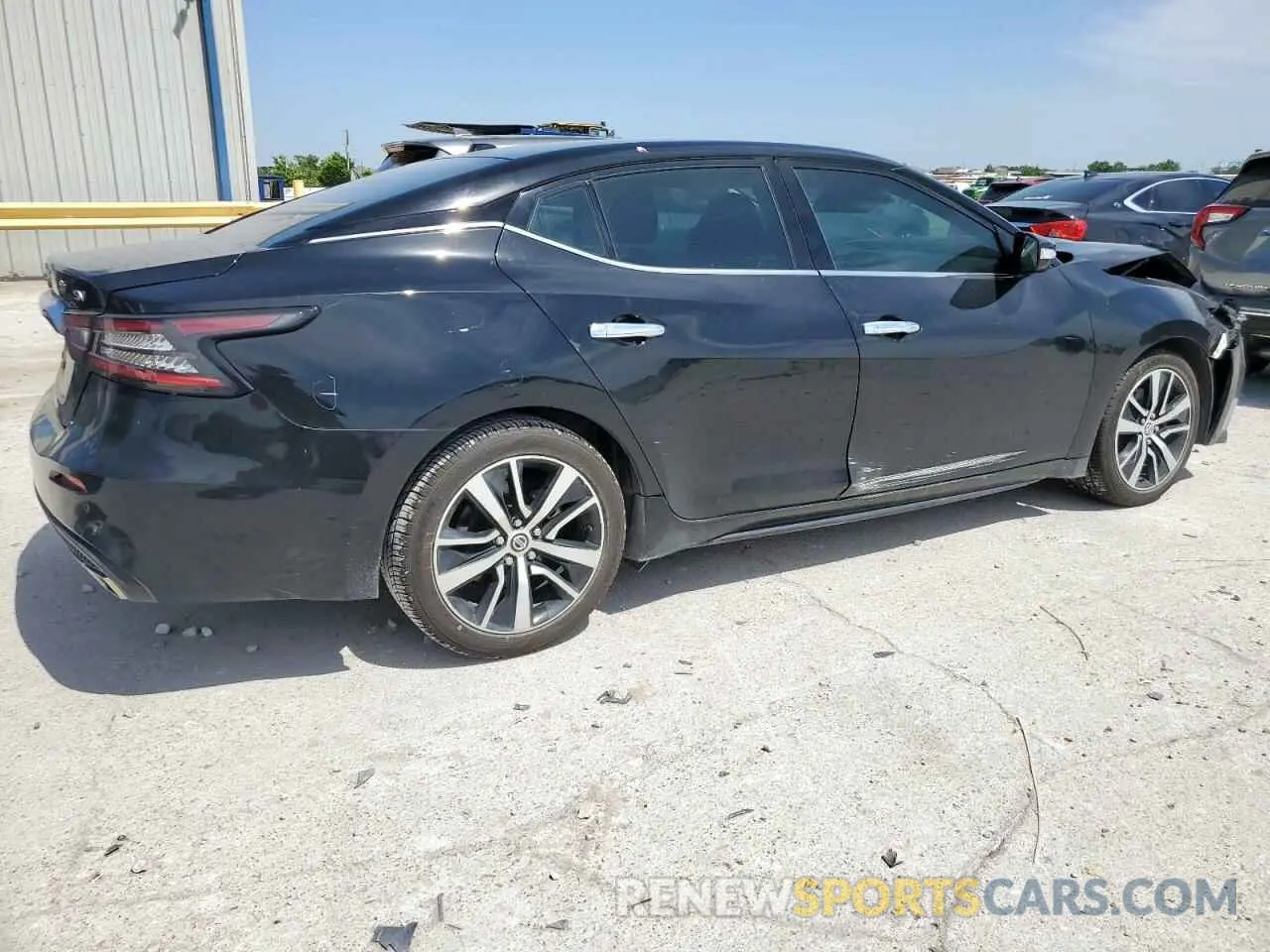 3 Photograph of a damaged car 1N4AA6CV7MC511890 NISSAN MAXIMA 2021