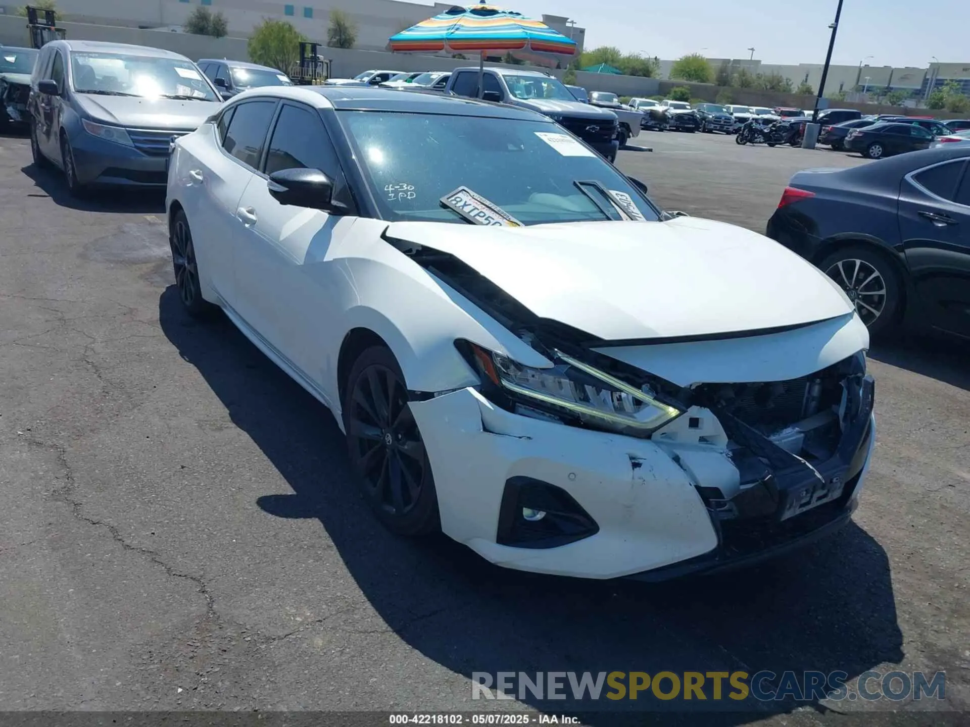 1 Photograph of a damaged car 1N4AA6EV4MC515490 NISSAN MAXIMA 2021