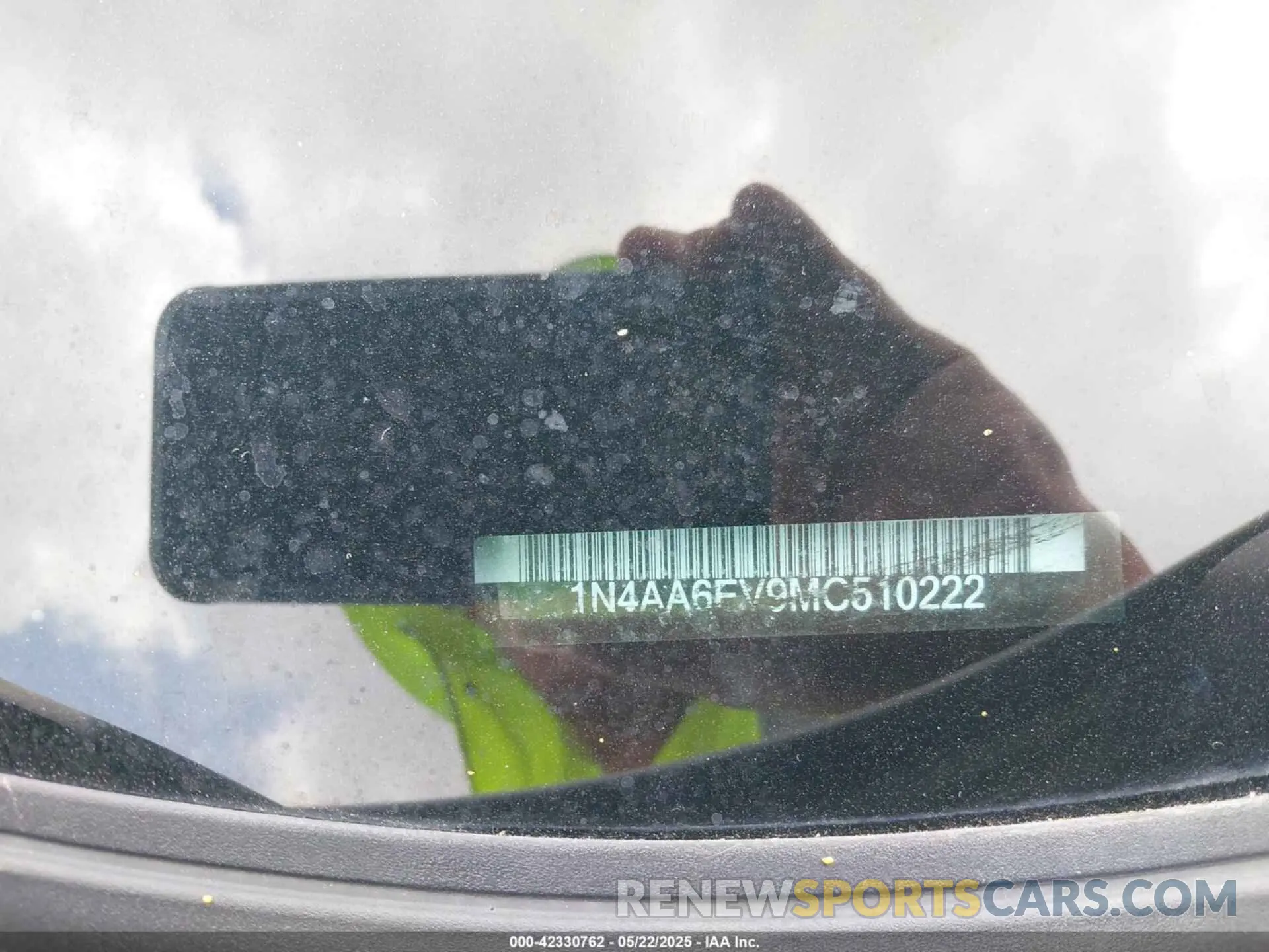 9 Photograph of a damaged car 1N4AA6EV9MC510222 NISSAN MAXIMA 2021