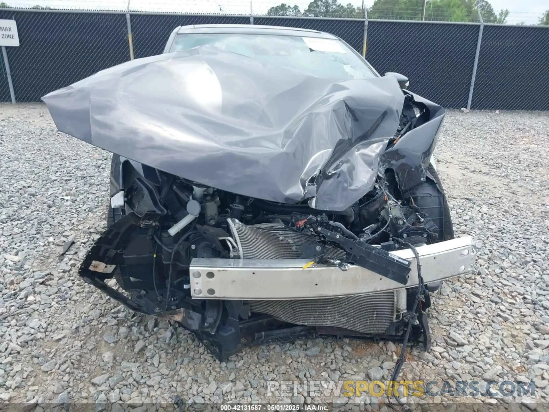 16 Photograph of a damaged car 1N4AA6FV1MC502937 NISSAN MAXIMA 2021
