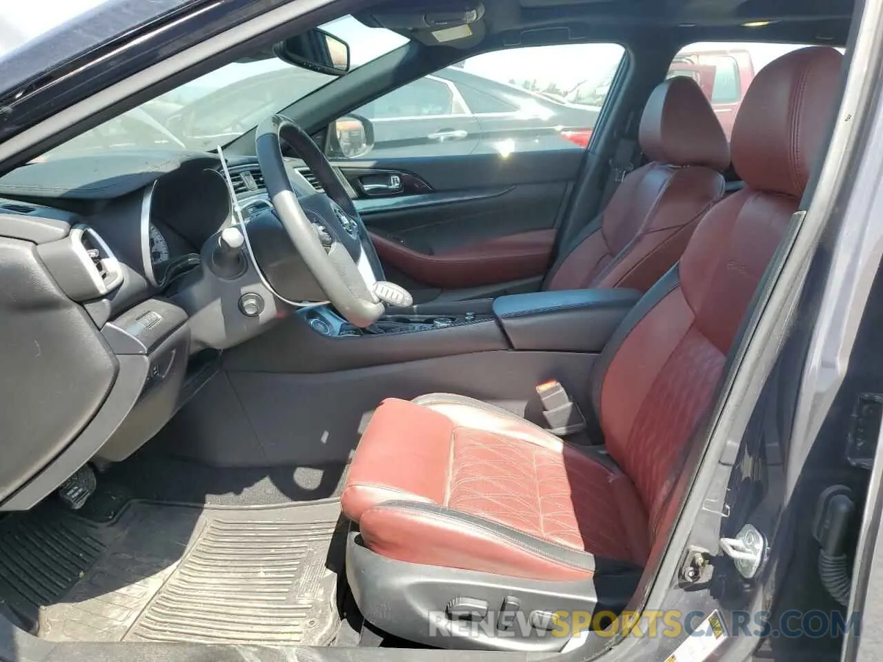 7 Photograph of a damaged car 1N4AA6FV2MC501540 NISSAN MAXIMA 2021