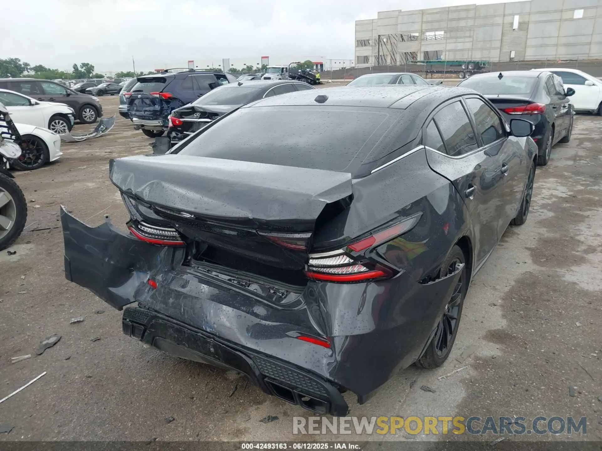 4 Фотография поврежденного автомобиля 1N4AA6FV8MC507746 NISSAN MAXIMA 2021