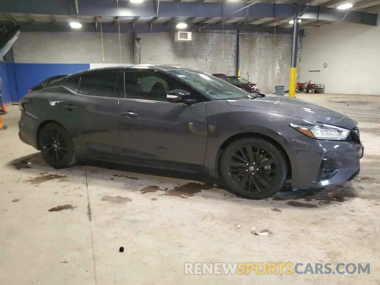 4 Photograph of a damaged car 1N4AA6FVXMC501432 NISSAN MAXIMA 2021
