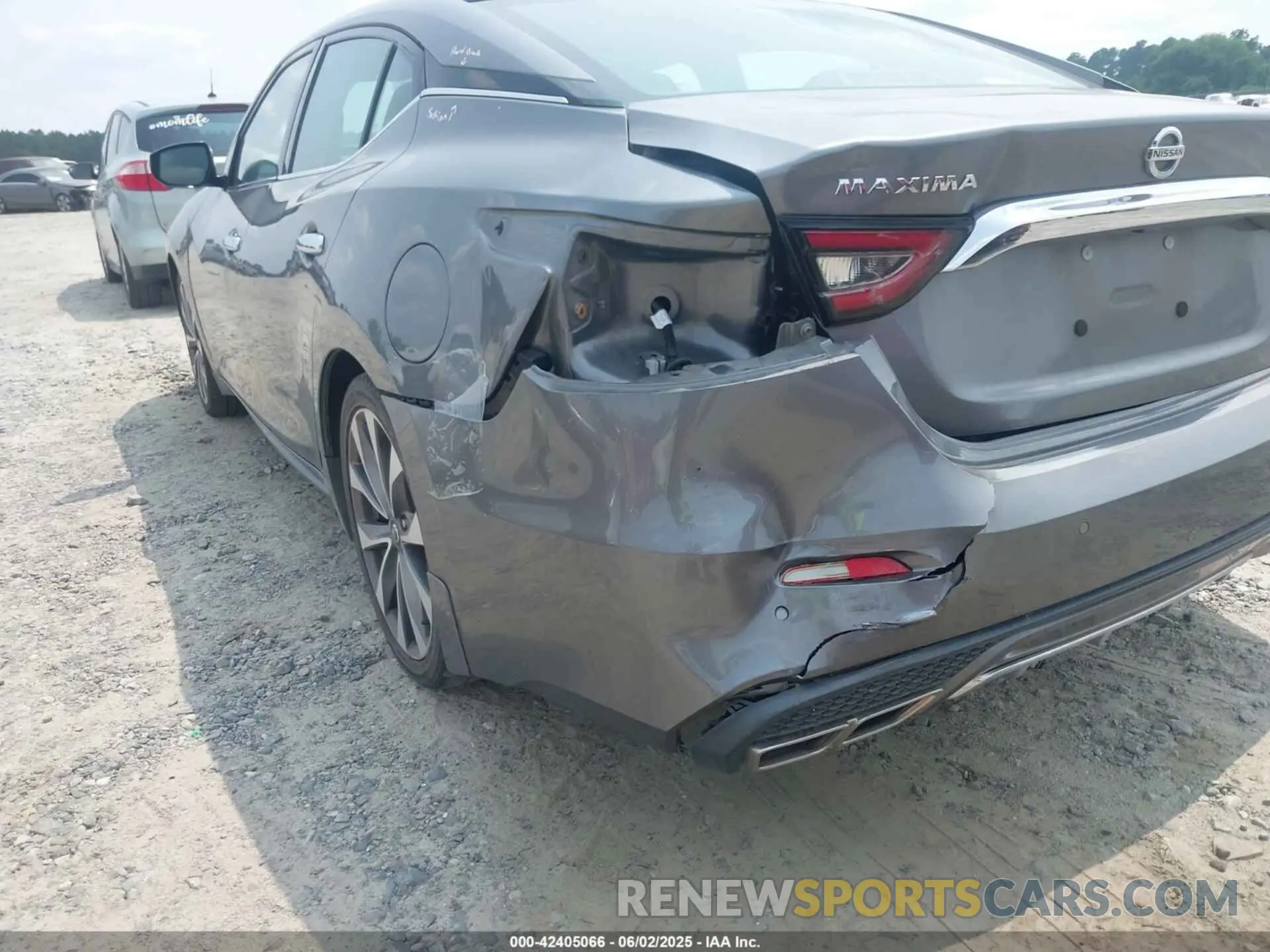 6 Photograph of a damaged car 1N4AA6FV1NC503118 NISSAN MAXIMA 2022