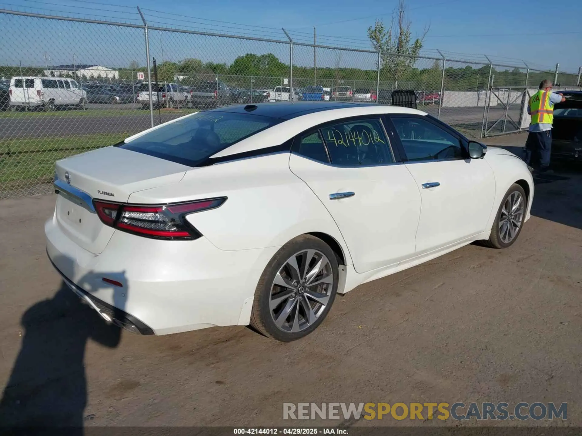 4 Фотография поврежденного автомобиля 1N4AA6FV5NC507852 NISSAN MAXIMA 2022