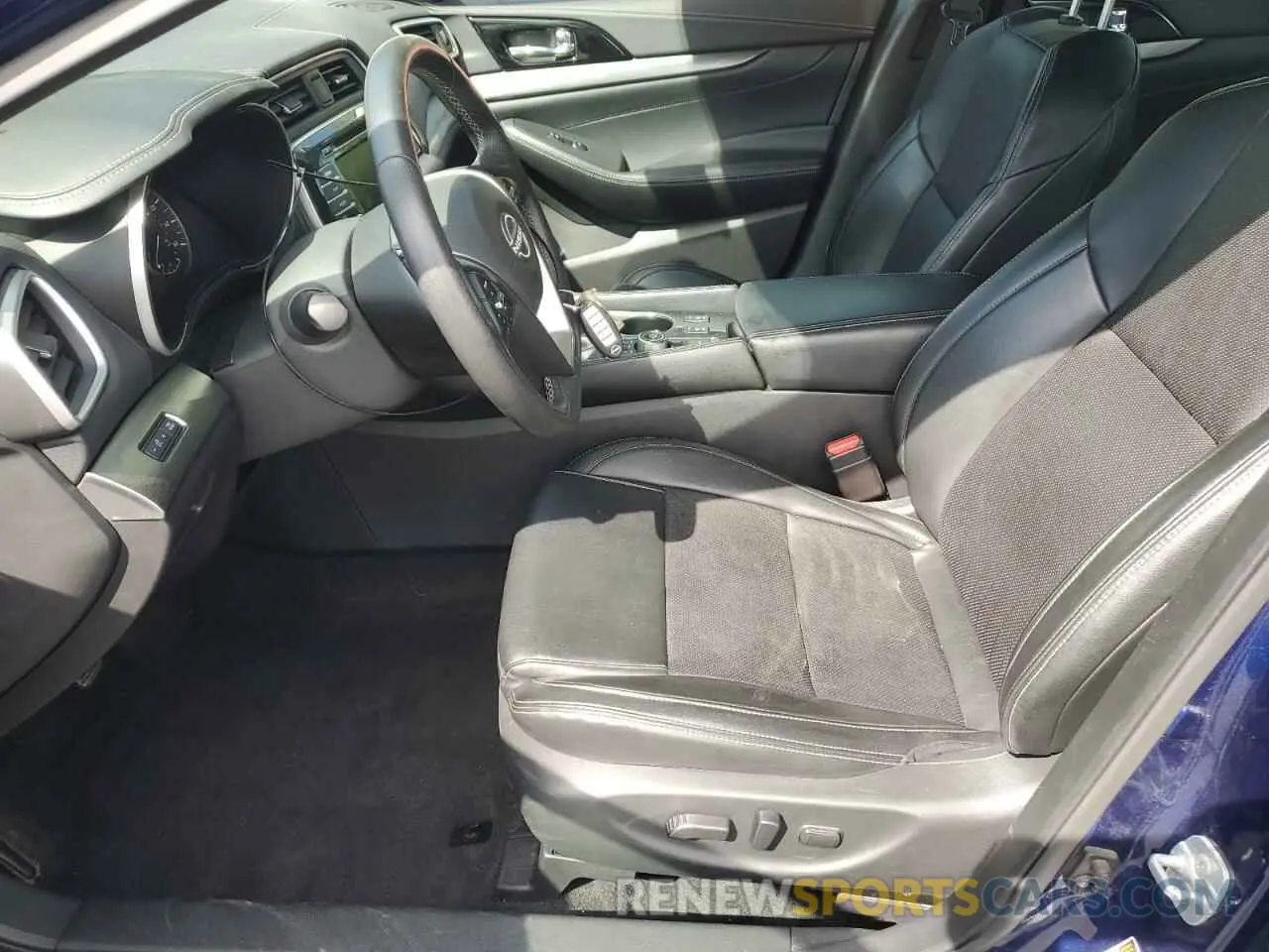 7 Photograph of a damaged car 1N4AA6CV2PC510702 NISSAN MAXIMA 2023