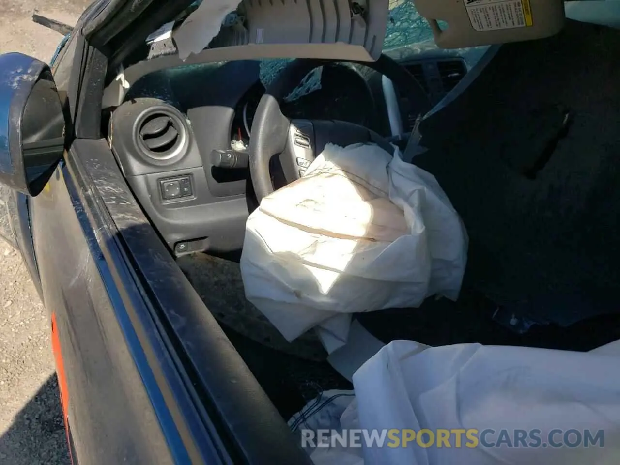 8 Photograph of a damaged car 3N1CK3CP3KL236250 NISSAN MICRA 2019