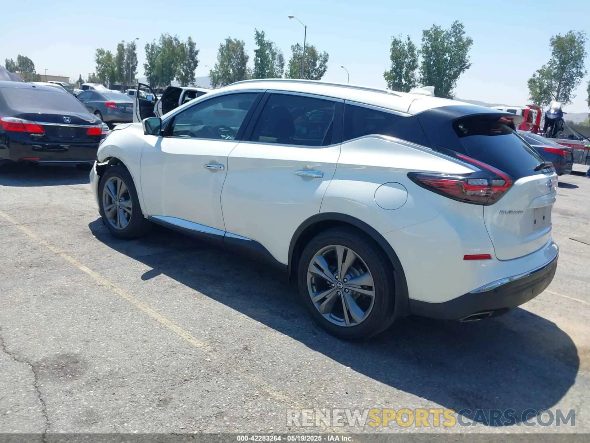 3 Photograph of a damaged car 5N1AZ2MJ5KN162233 NISSAN MURANO 2019