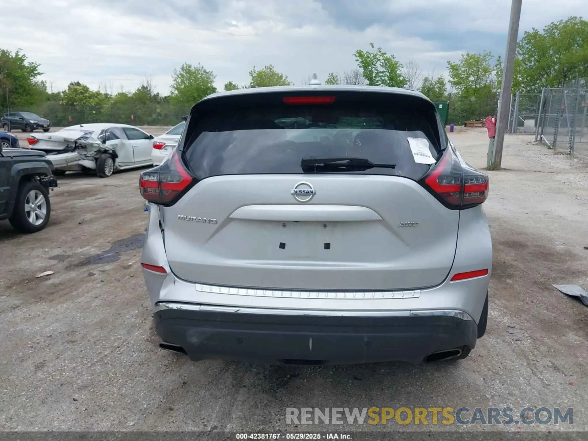 16 Photograph of a damaged car 5N1AZ2AS3LN170748 NISSAN MURANO 2020