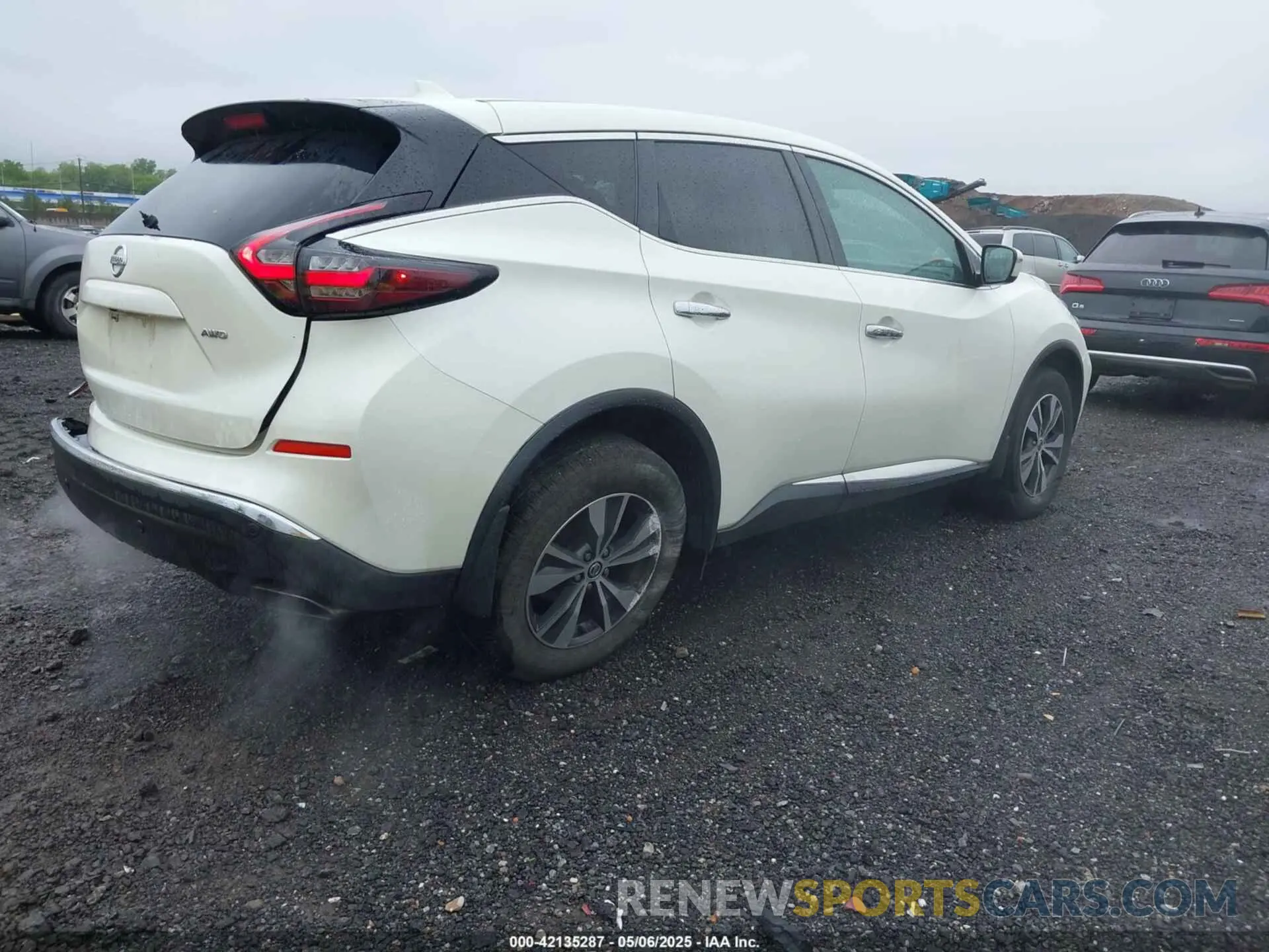 4 Photograph of a damaged car 5N1AZ2AS6LN158609 NISSAN MURANO 2020