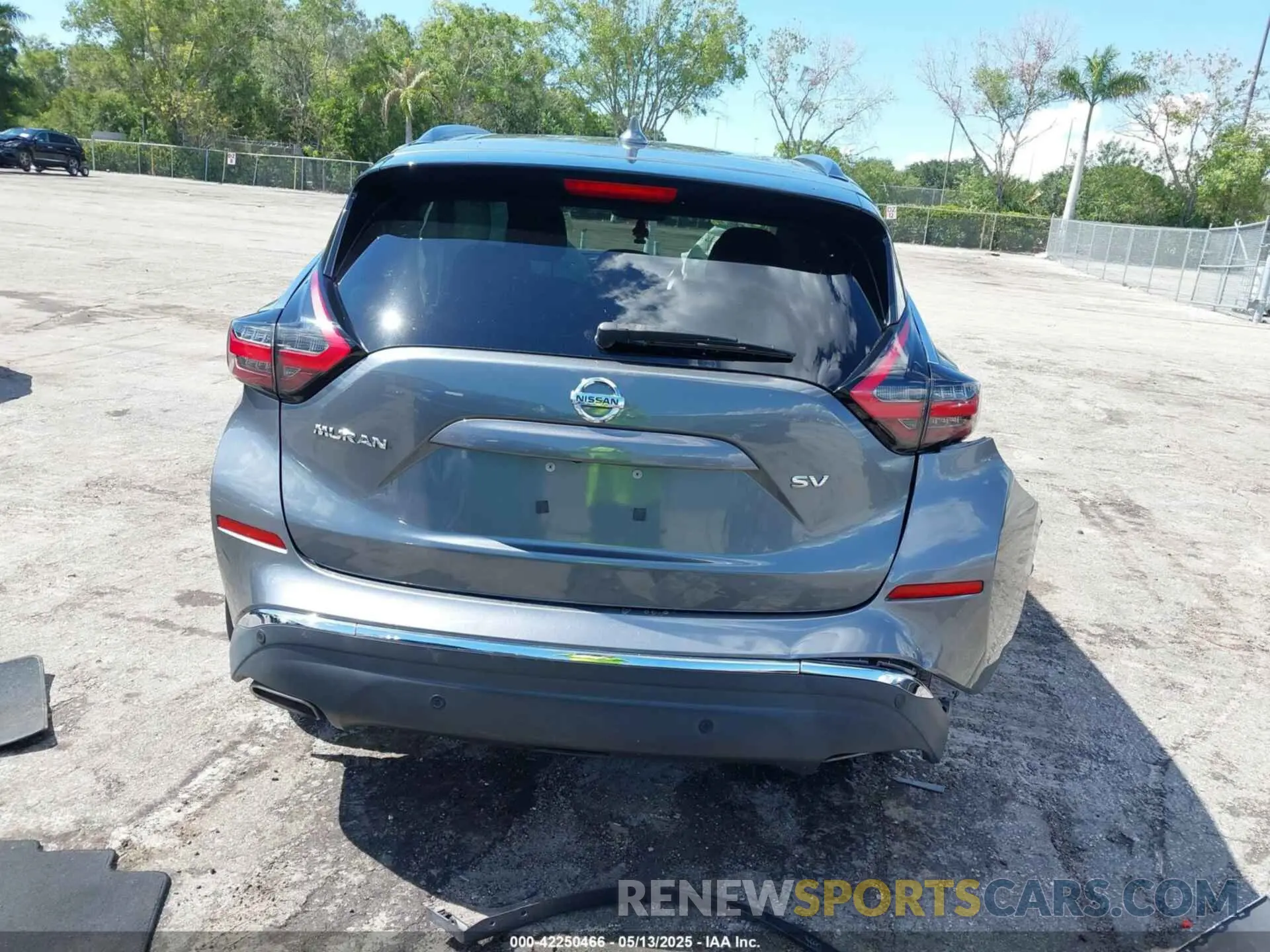 17 Photograph of a damaged car 5N1AZ2BJ9LN173062 NISSAN MURANO 2020
